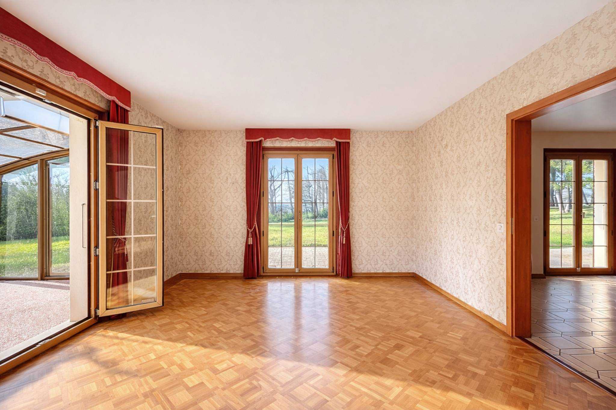 Romanel-sur-Lausanne  - Maison 7.5 Pi&egrave;ces 4 Chambres