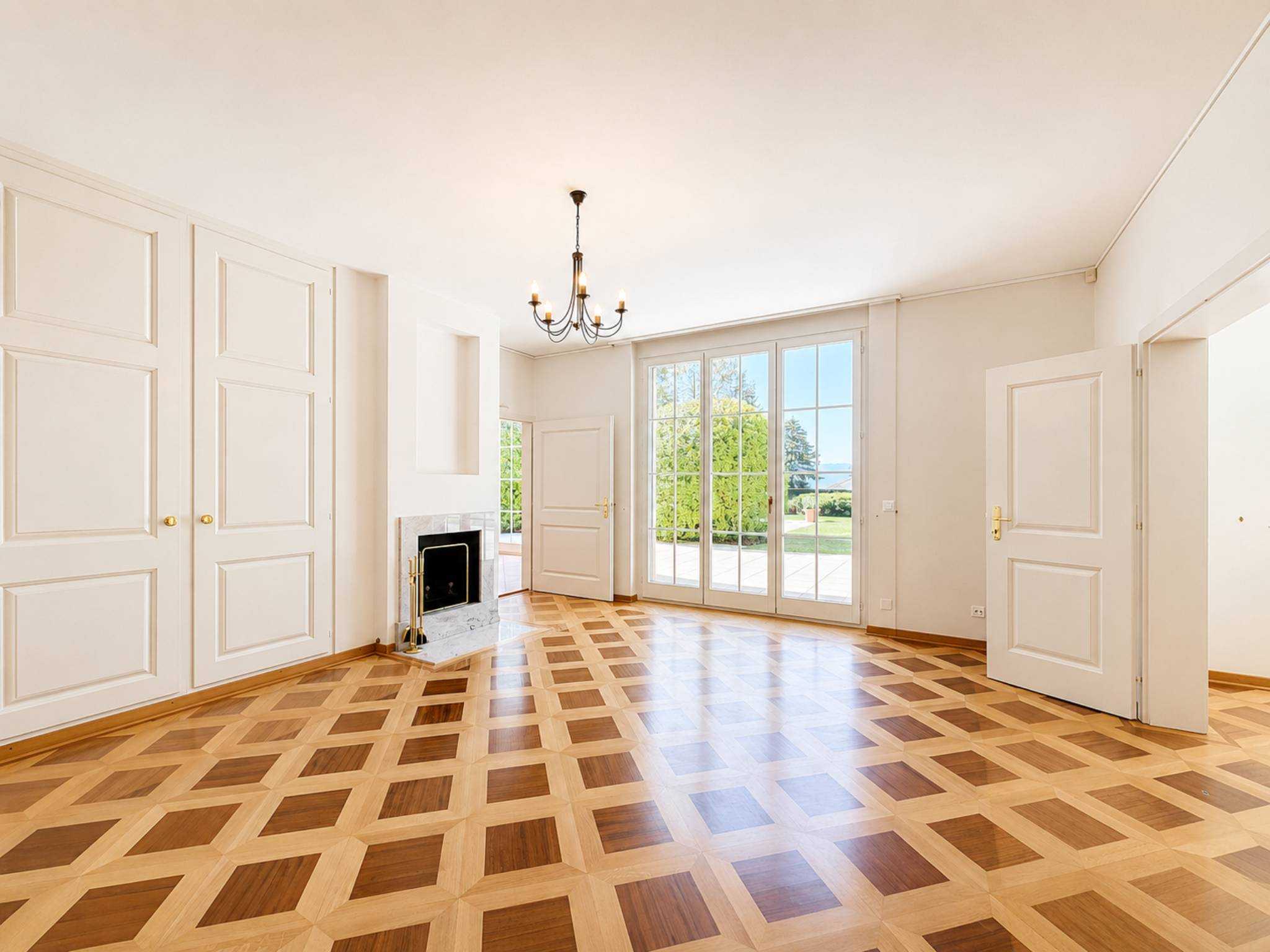 Lausanne  - Maison 10.0 Pi&egrave;ces 5 Chambres