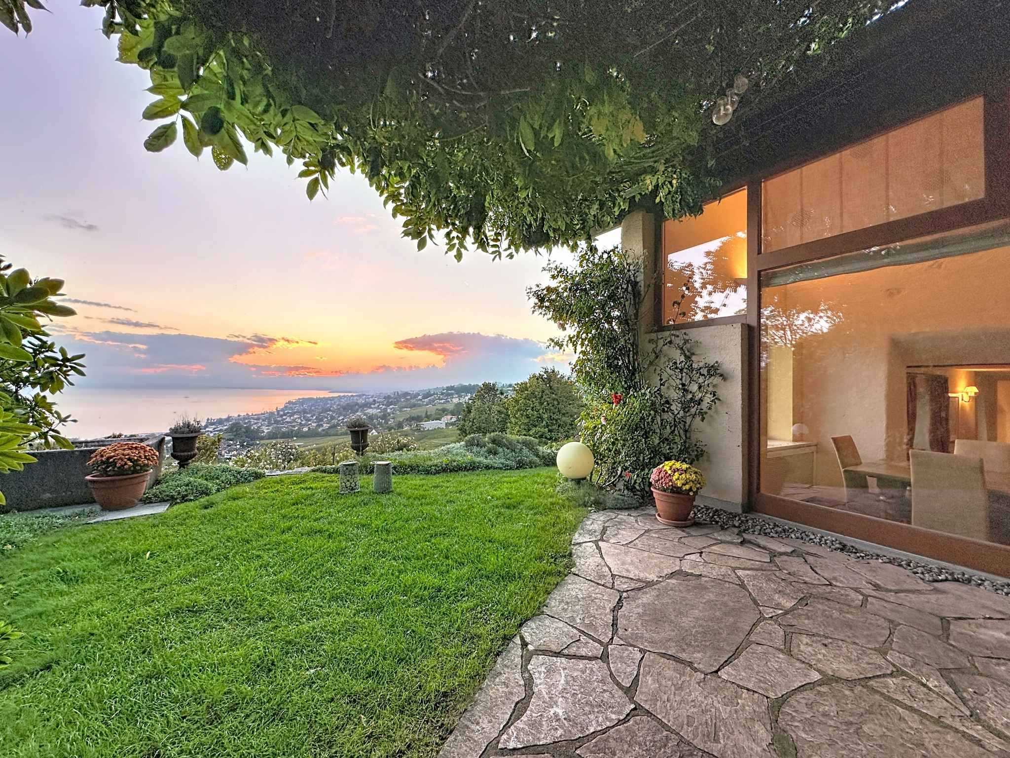 Lutry  - Maison 10.5 Pi&egrave;ces 5 Chambres