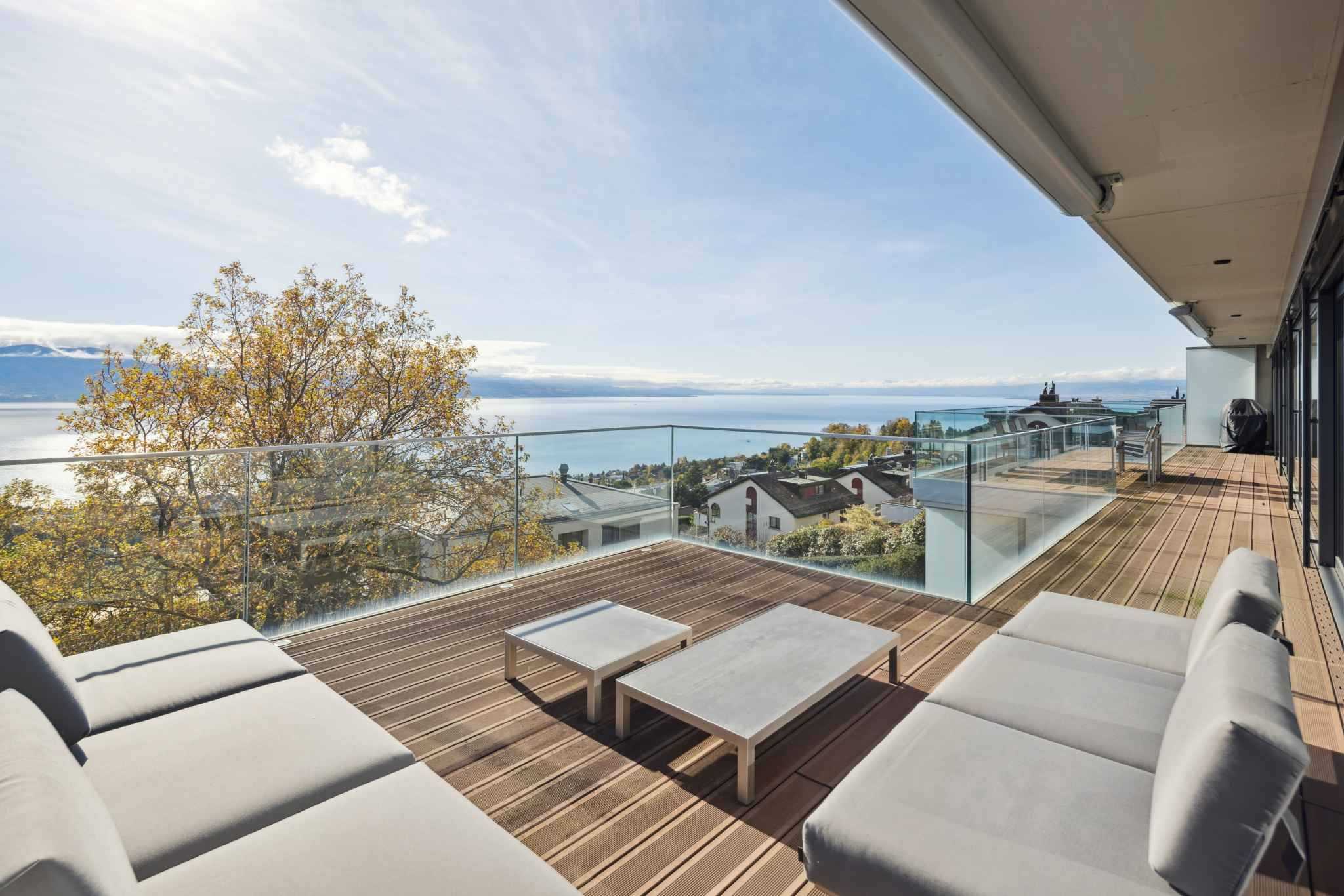 Lutry  - Attic 6 Bedrooms