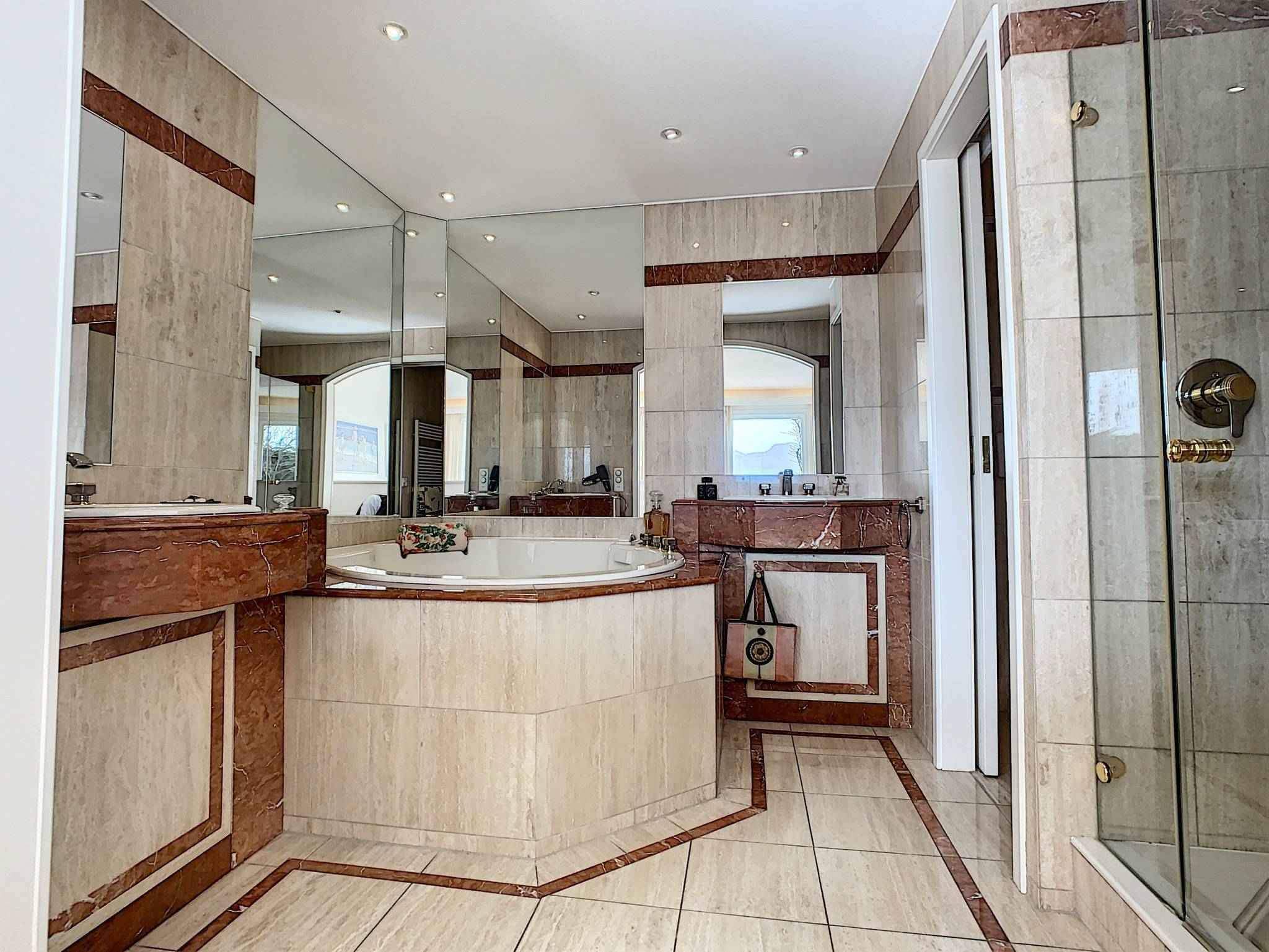 Lutry  - House 6 Bedrooms - picture 9