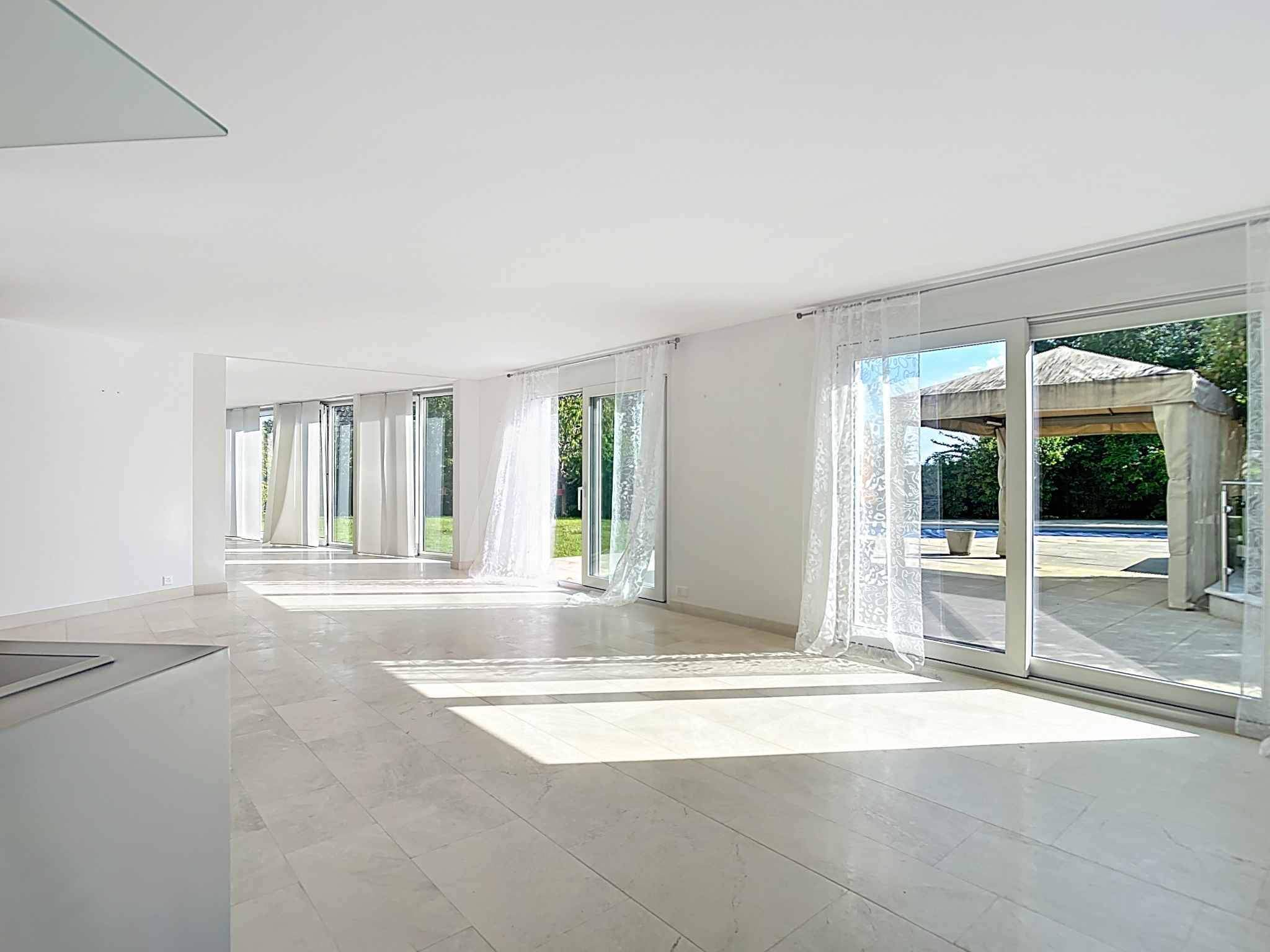 Le Mont-sur-Lausanne  - Appartement 6.5 Pi&egrave;ces 3 Chambres - picture 2