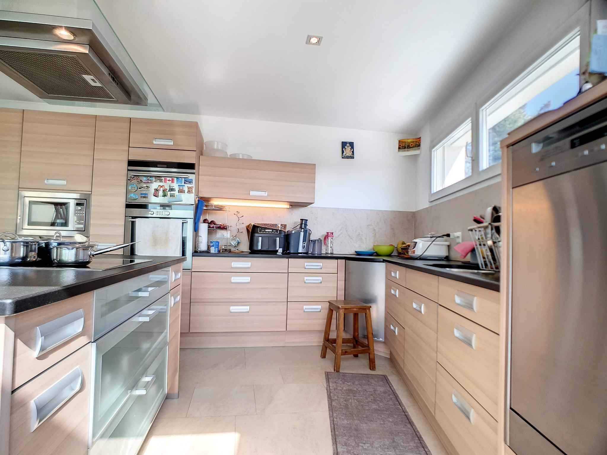 Le Mont-sur-Lausanne  - House 6 Bedrooms - picture 7