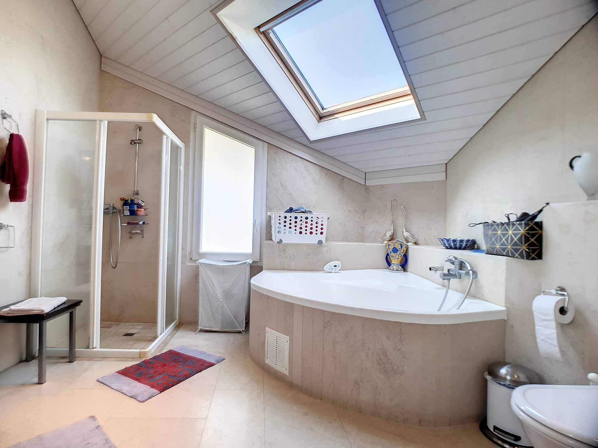 Le Mont-sur-Lausanne  - House 6 Bedrooms - picture 10