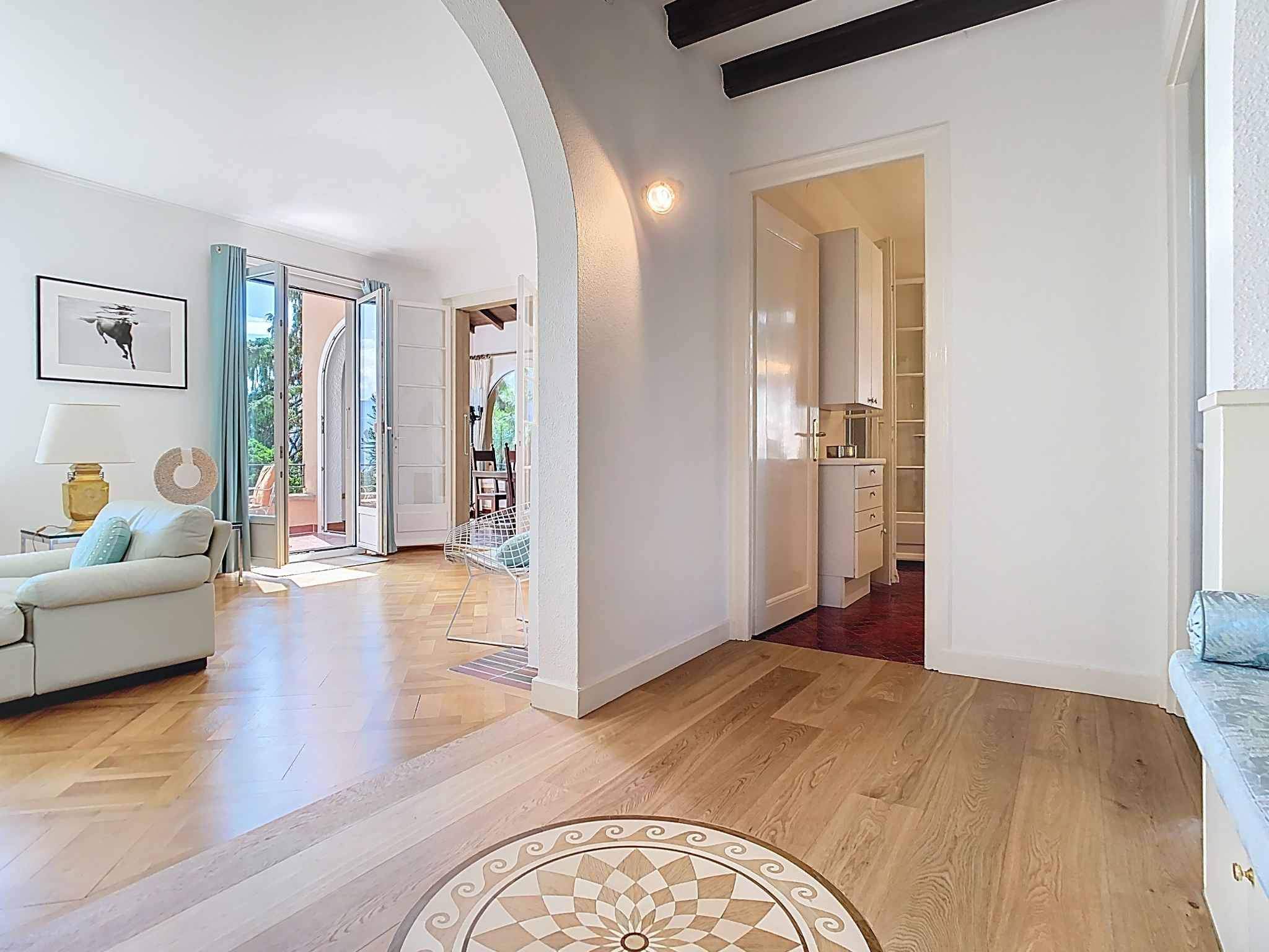 Pully  - House 4 Bedrooms - picture 2