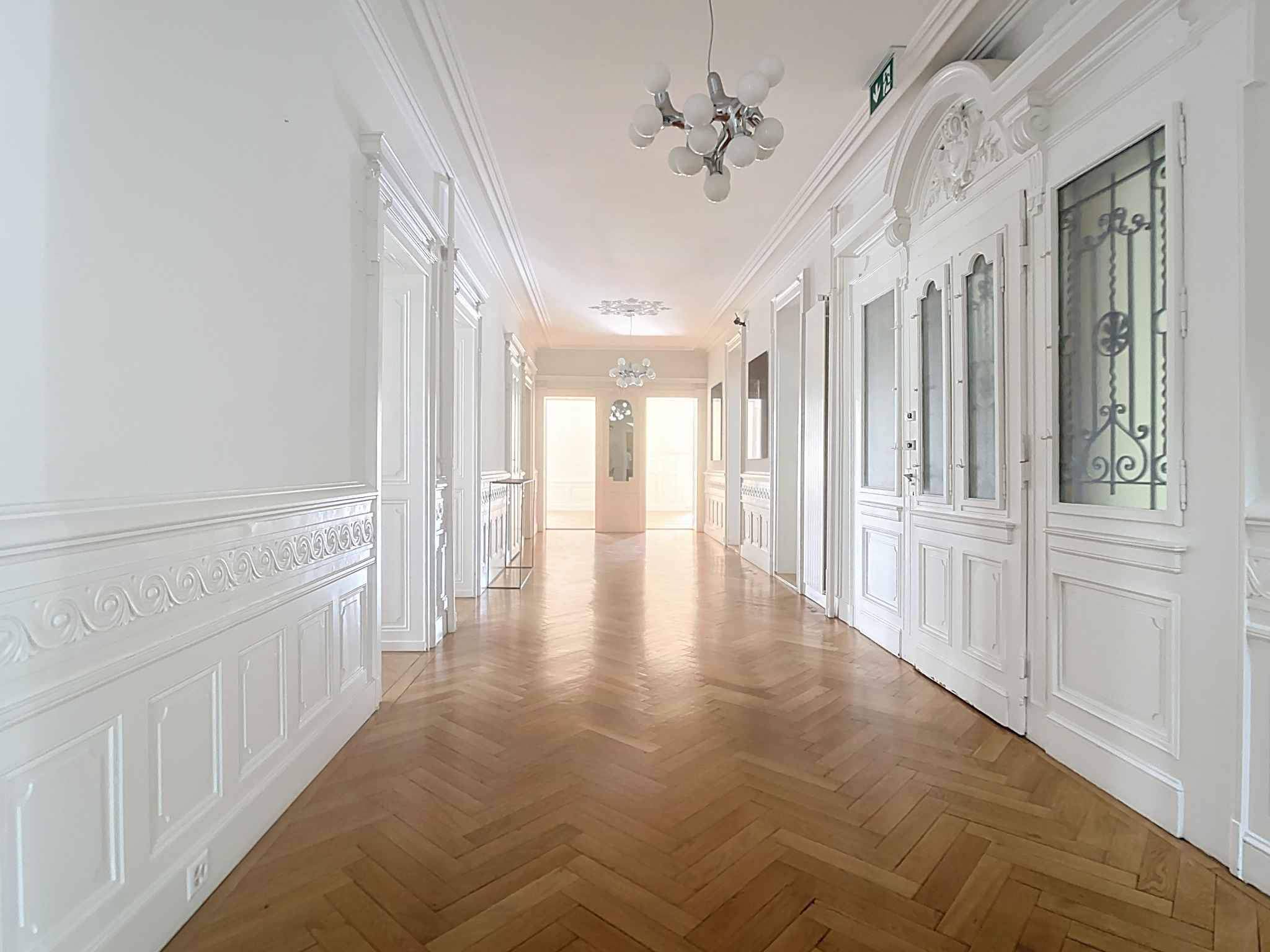 Lausanne  - Apartment 12 Bedrooms - picture 2