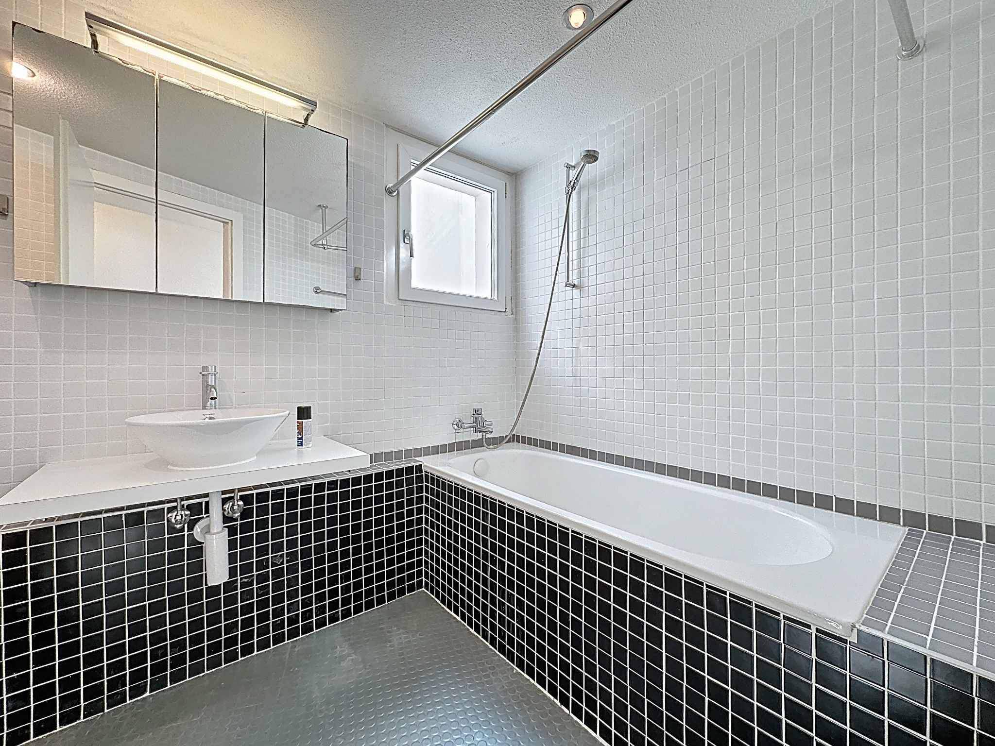 Lutry  - House 7 Bedrooms - picture 13