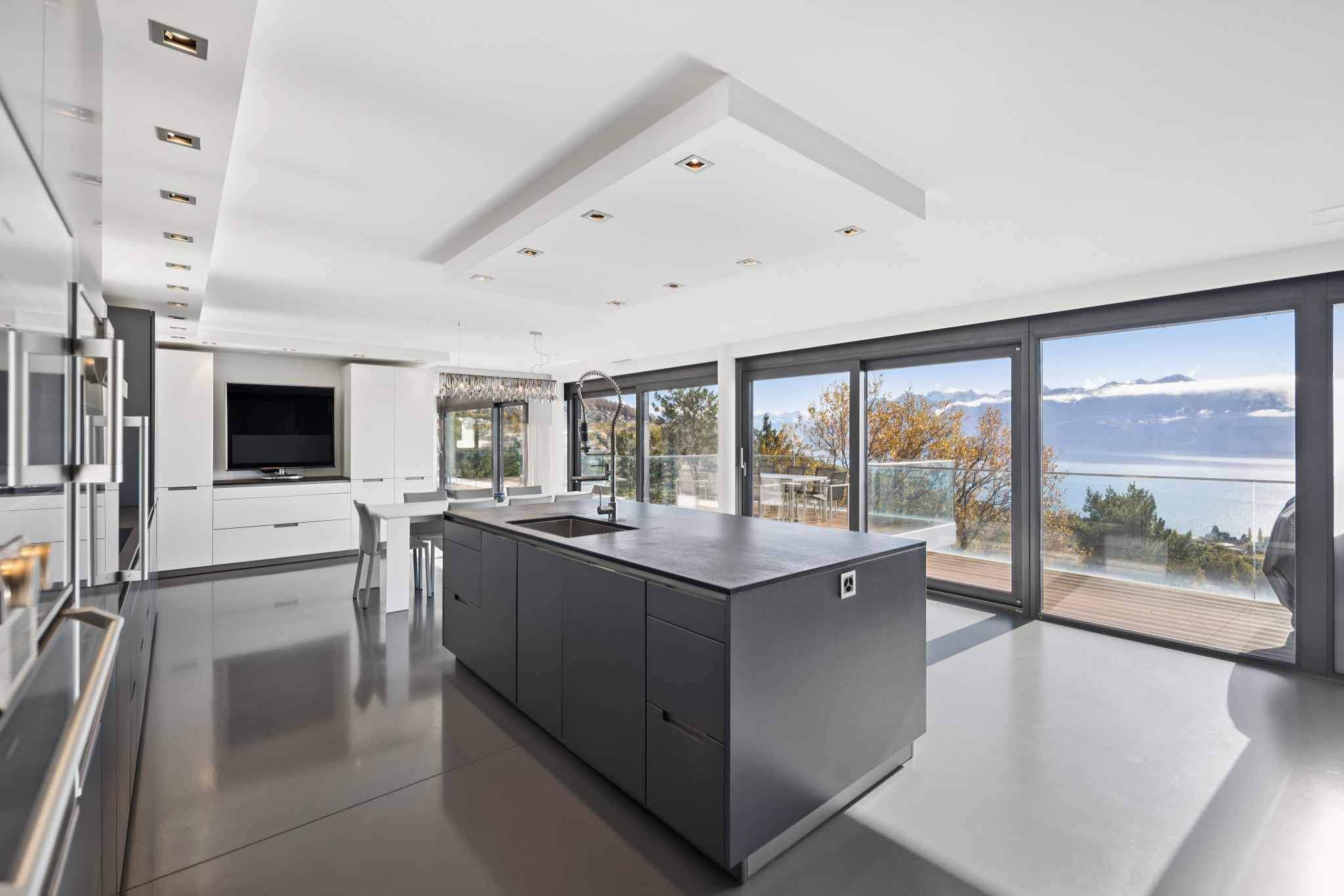 Lutry  - Attic 6 Bedrooms - picture 3