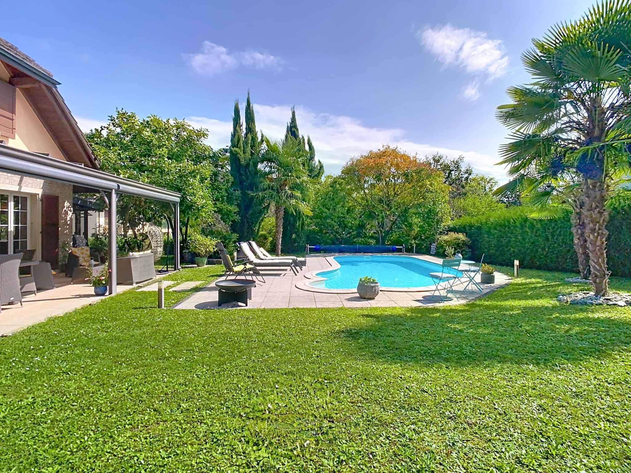 Crissier  - House 4 Bedrooms - picture 1