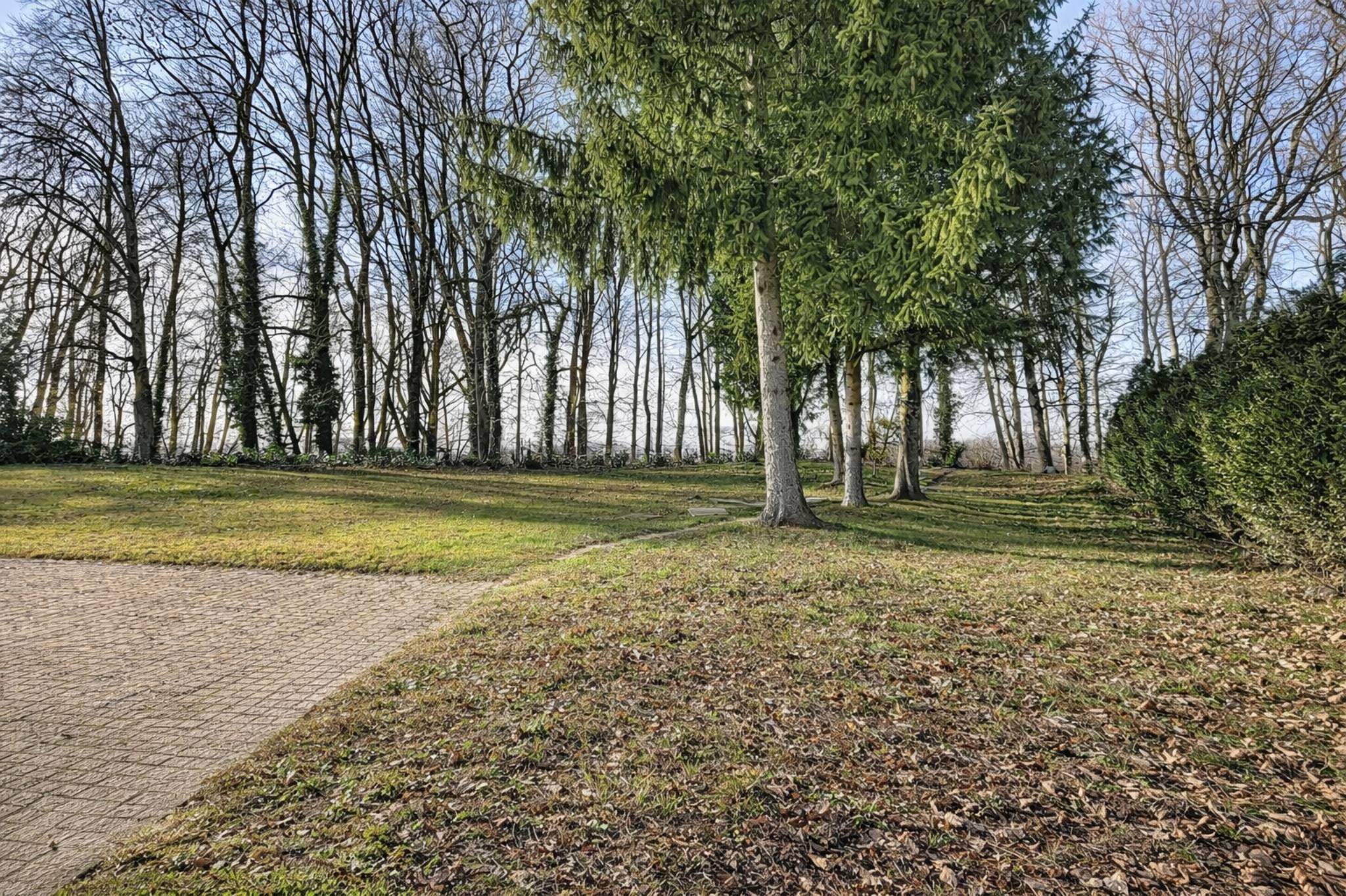 Romanel-sur-Lausanne  - Maison 7.5 Pi&egrave;ces 4 Chambres - picture 14