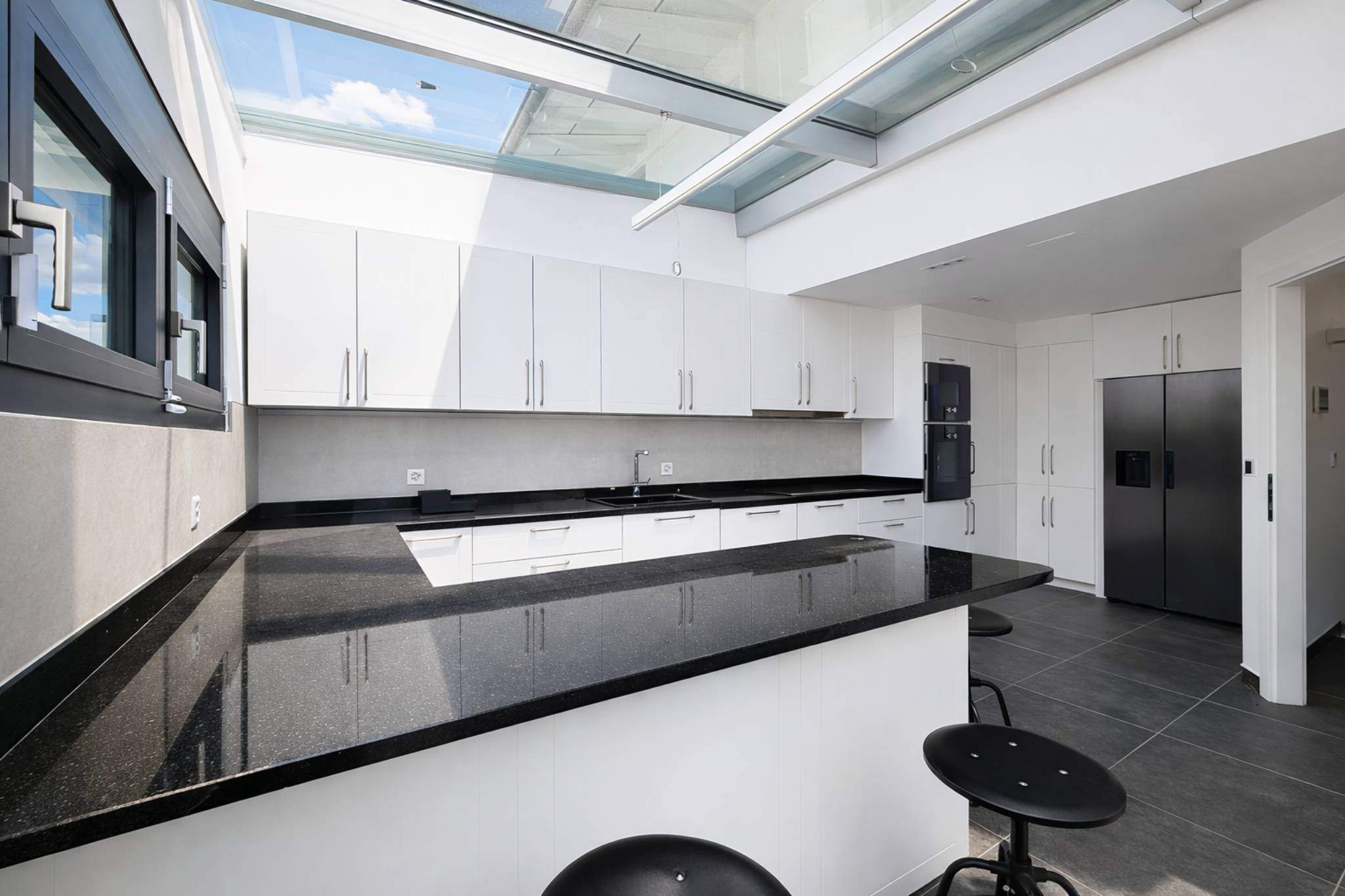 1029  - Maison 8.5 Pi&egrave;ces 5 Chambres - picture 4