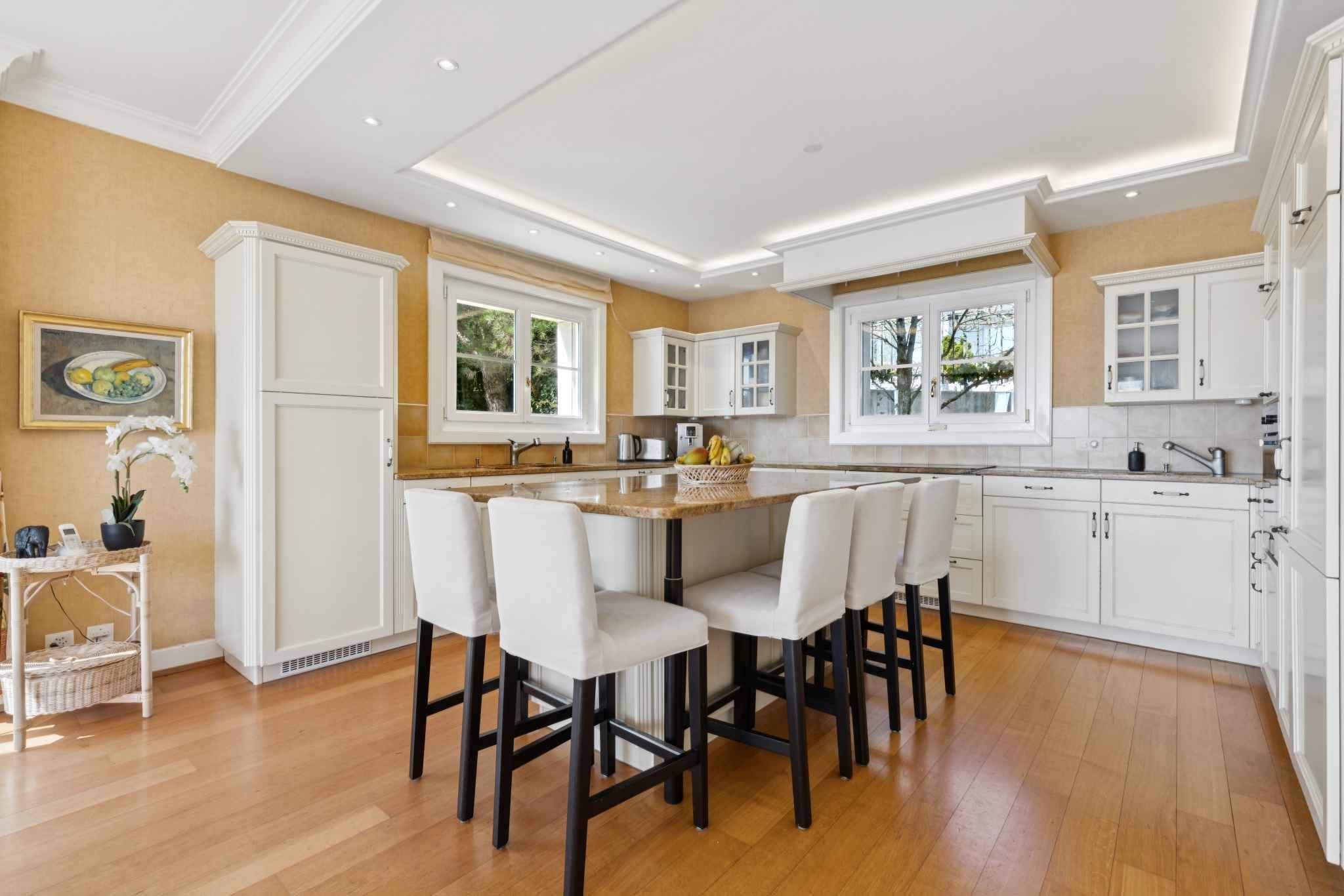 Lutry  - Maison 12.5 Pi&egrave;ces 9 Chambres - picture 7