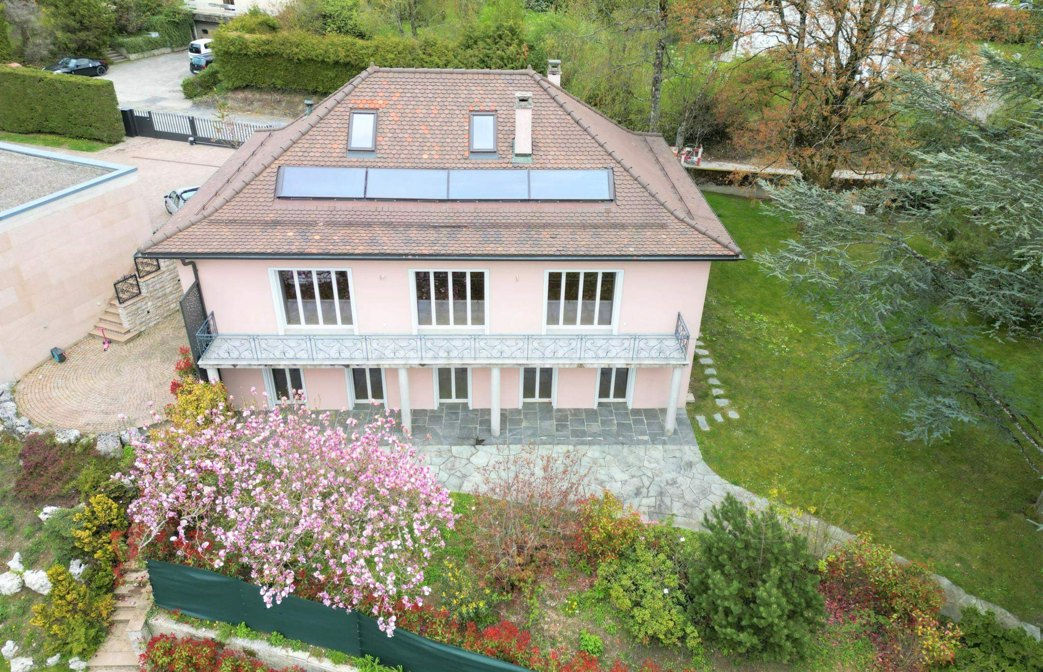Le Mont-sur-Lausanne  - Casa 9 Cuartos 7 Habitaciones - picture 1