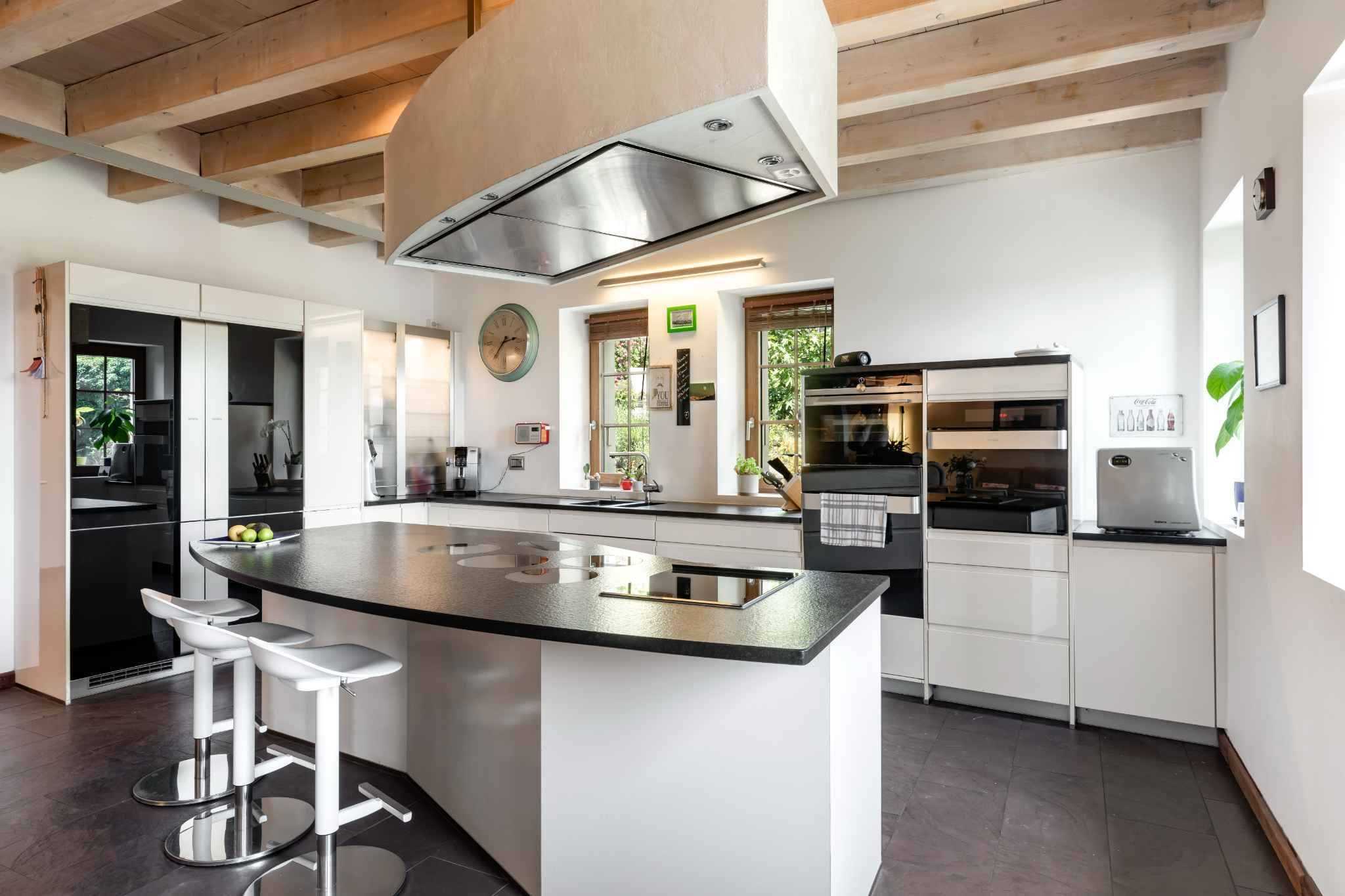 Montreux  - House 5 Bedrooms