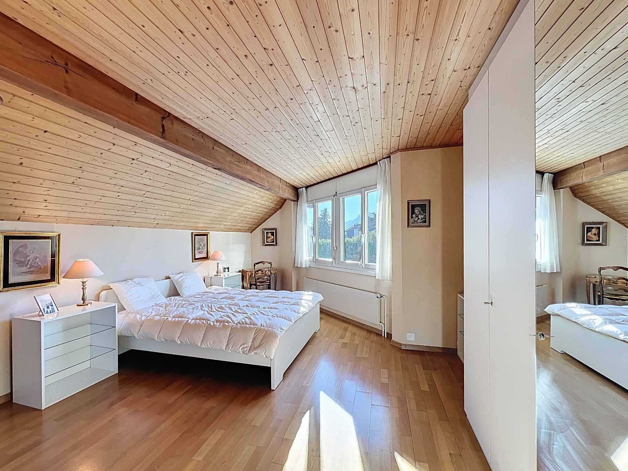 Aigle  - Maison 10.0 Pi&egrave;ces 7 Chambres