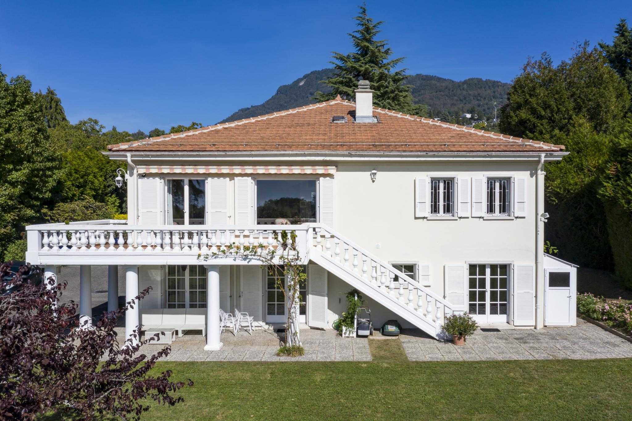 House Montreux  -  ref BA-121582-G (picture 1)