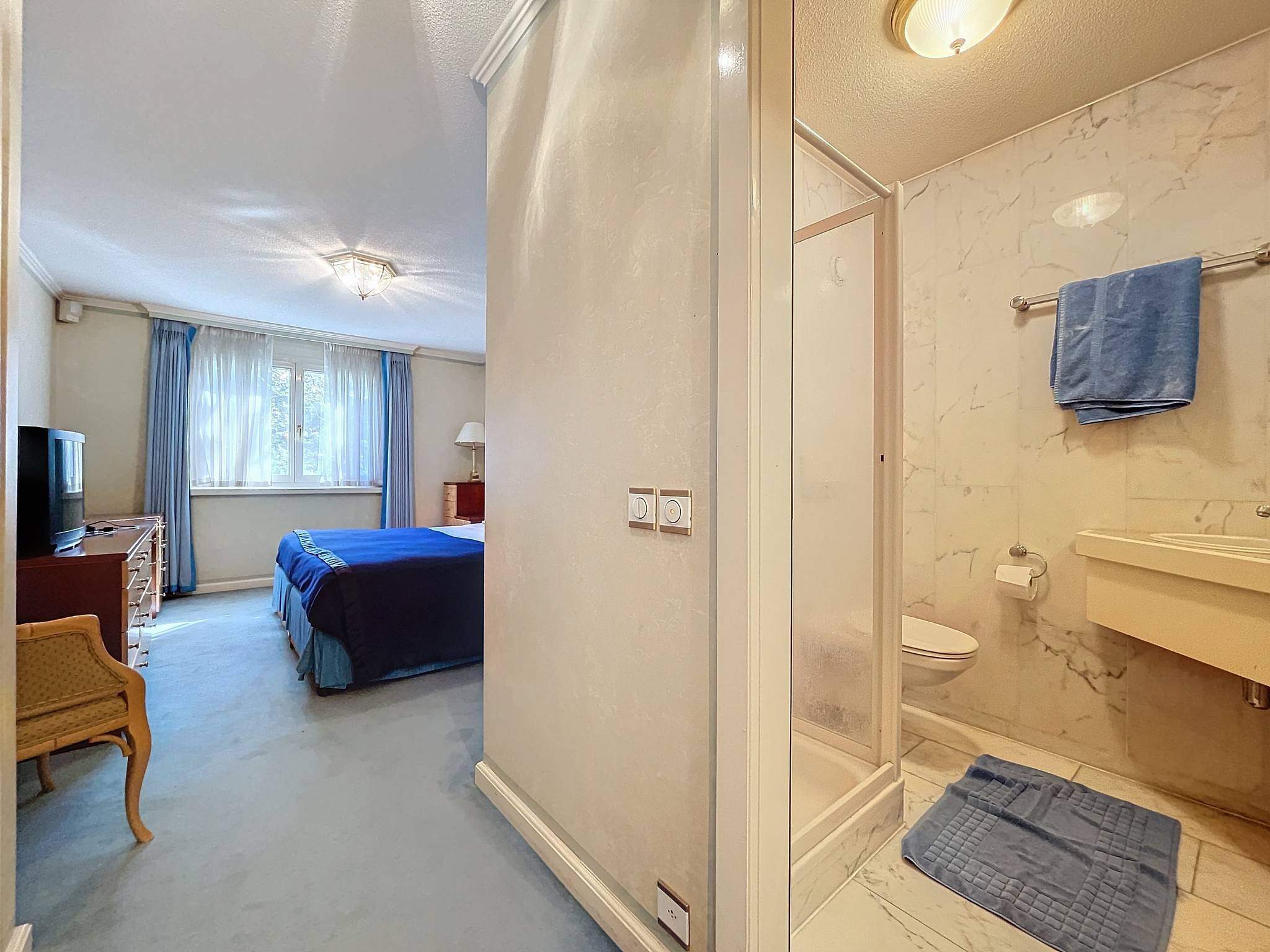 Villeneuve  - Apartment 8 Bedrooms - picture 8