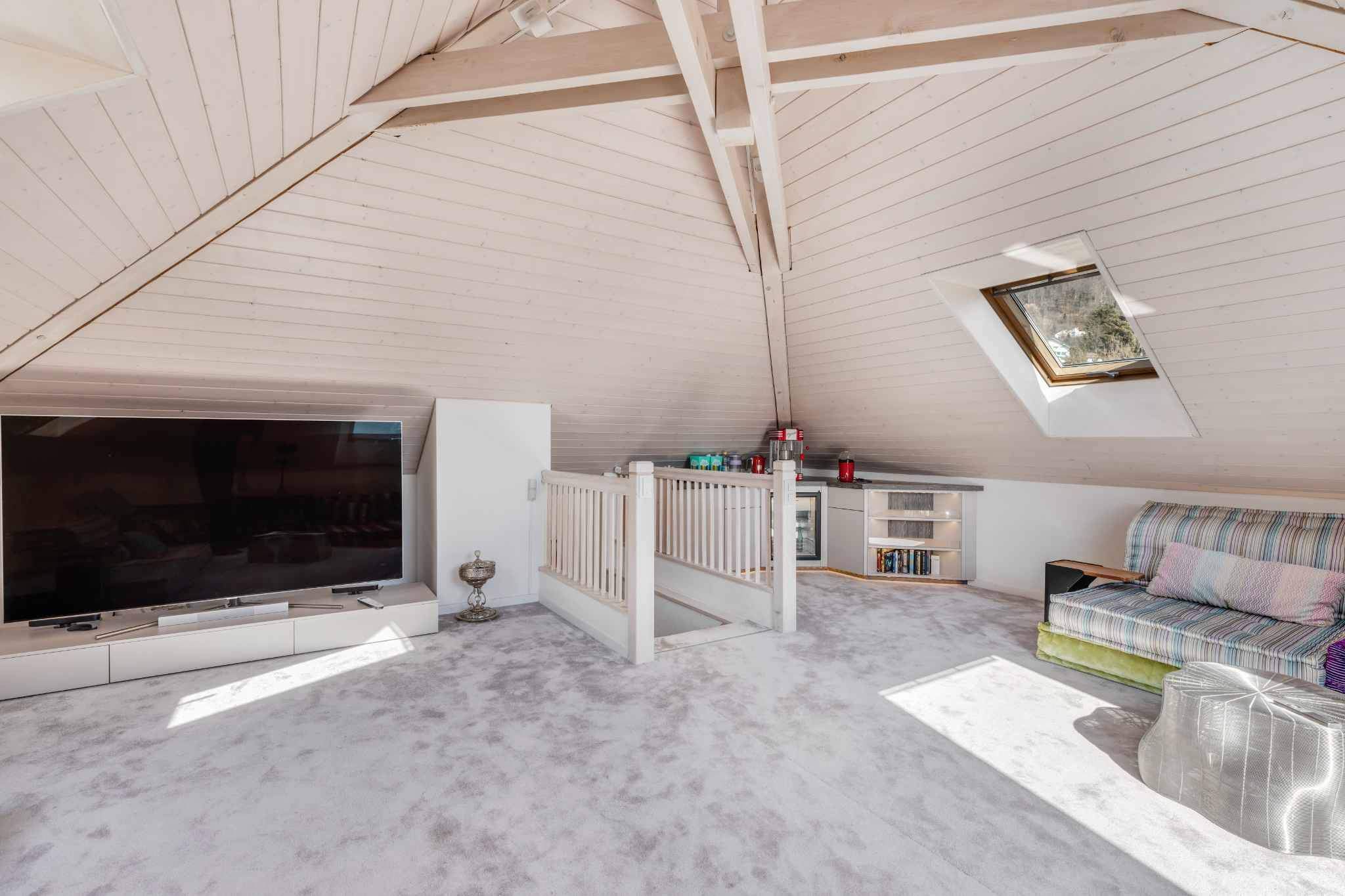 Blonay  - House 6 Bedrooms - picture 16