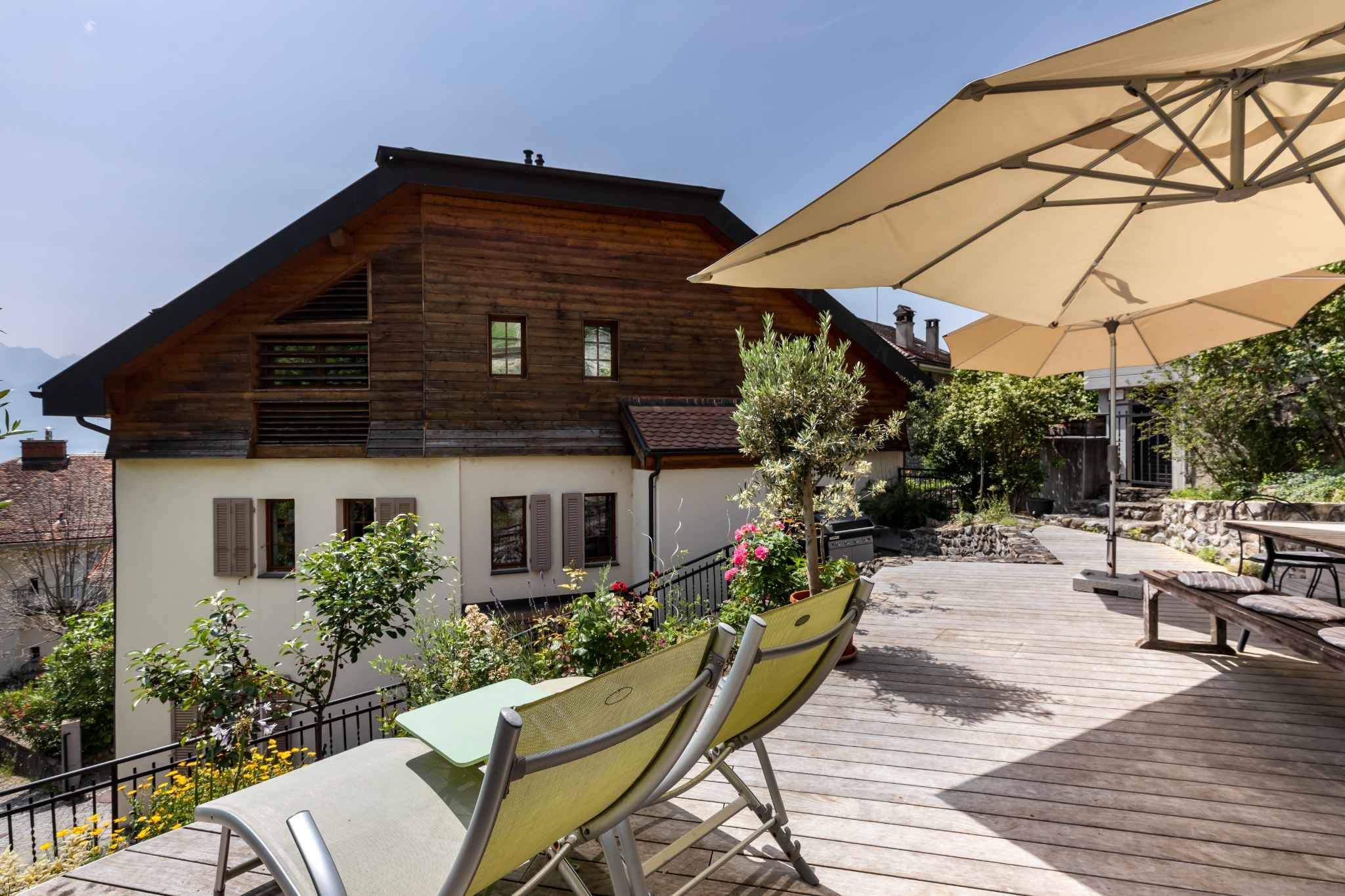 Montreux  - House 5 Bedrooms - picture 16