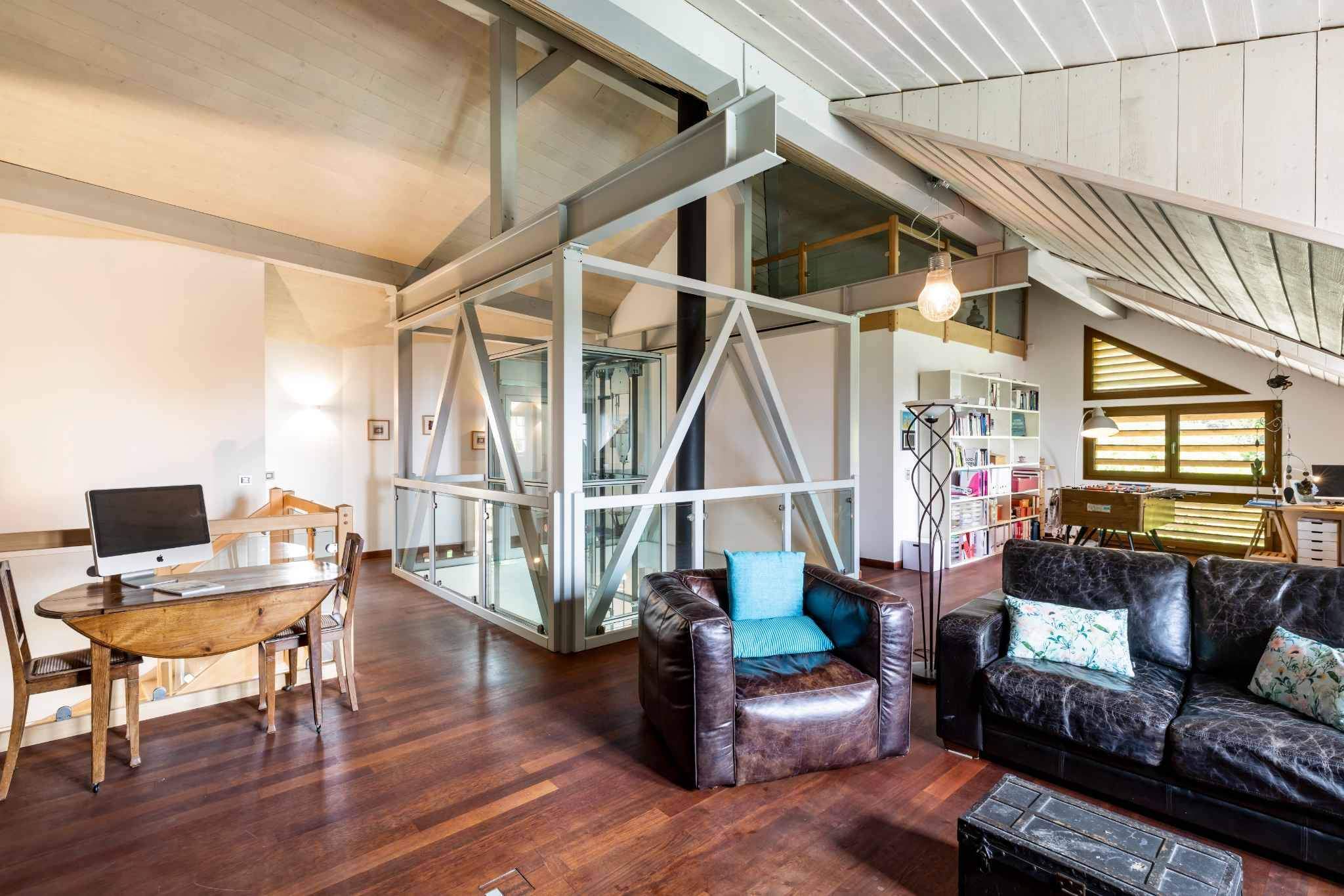 Montreux  - House 5 Bedrooms - picture 15