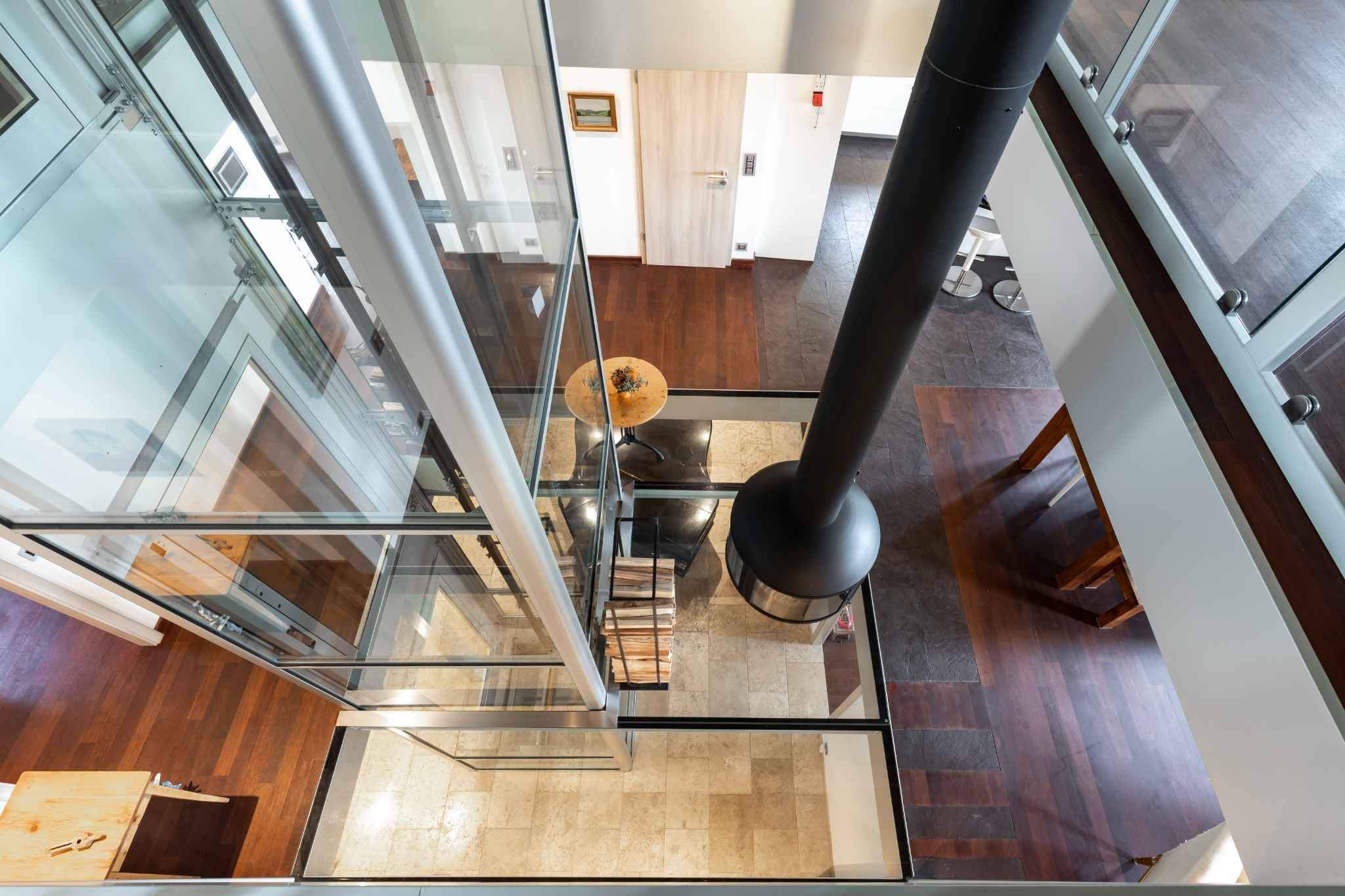 Montreux  - House 5 Bedrooms - picture 6