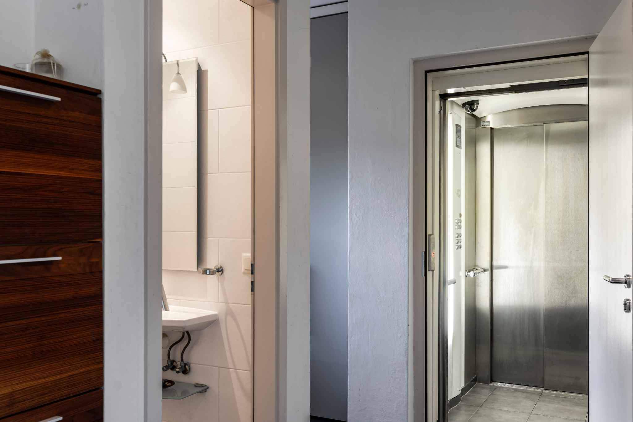 La Tour-de-Peilz  - Maison 7.5 Pi&egrave;ces 6 Chambres - picture 14