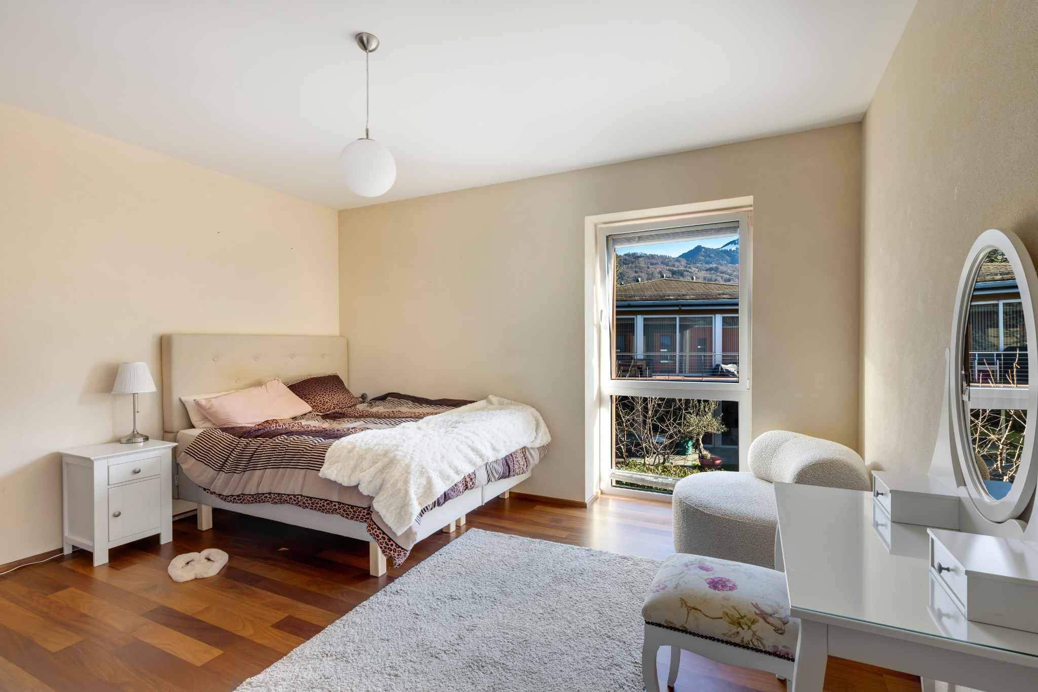 La Tour-de-Peilz  - Maison 7.5 Pi&egrave;ces 6 Chambres - picture 12