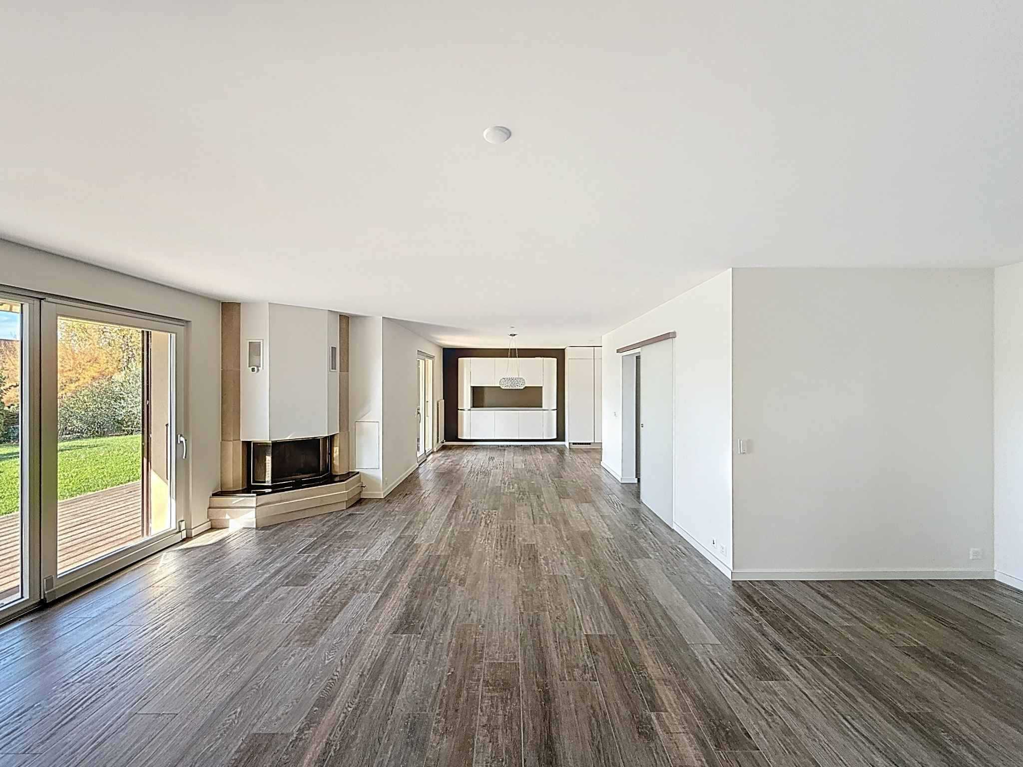 Tolochenaz  - House 4 Bedrooms