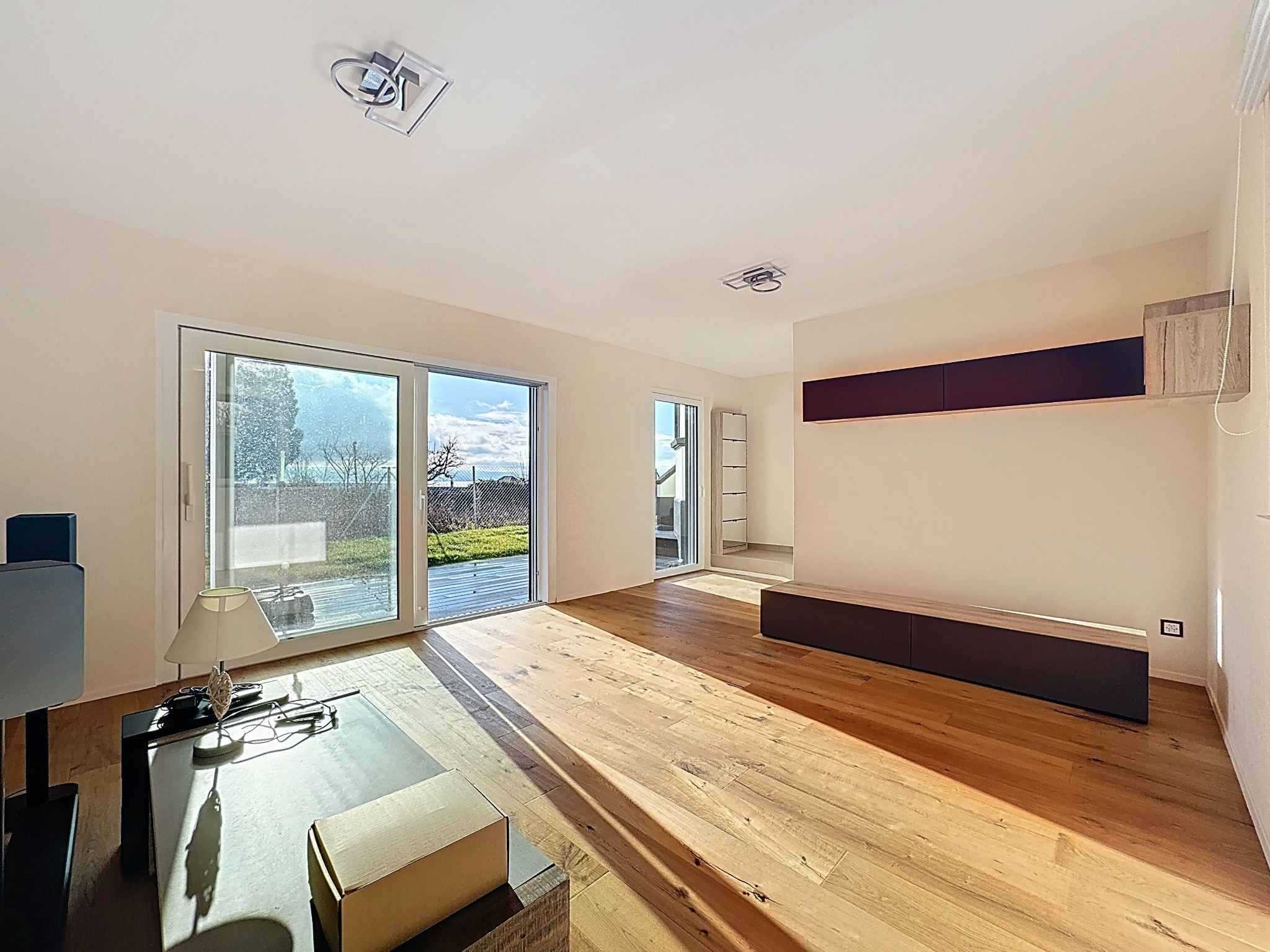 Tolochenaz  - Maison 8.5 Pi&egrave;ces 6 Chambres