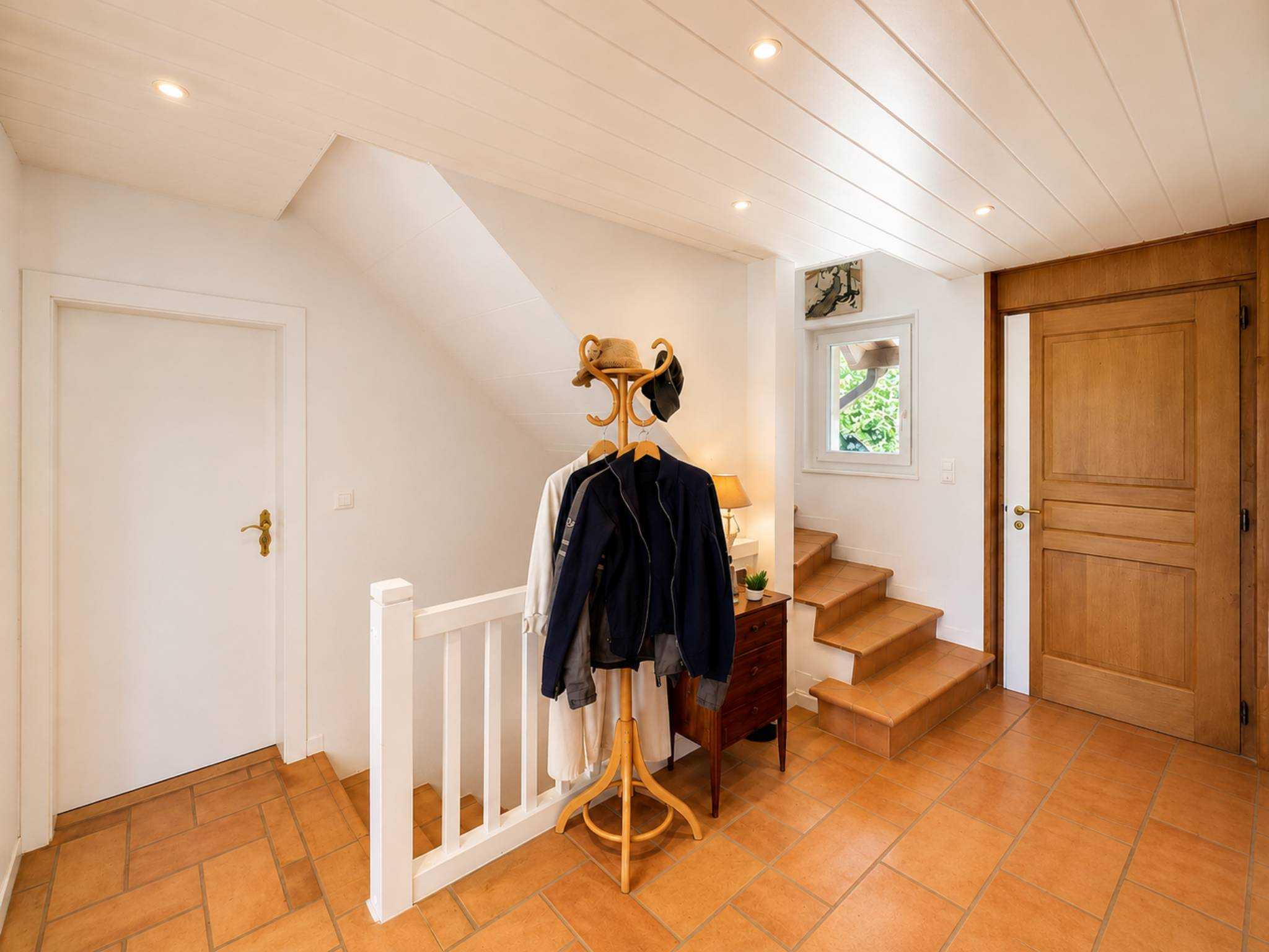 Vufflens-la-Ville  - Maison 5.5 Pi&egrave;ces 4 Chambres