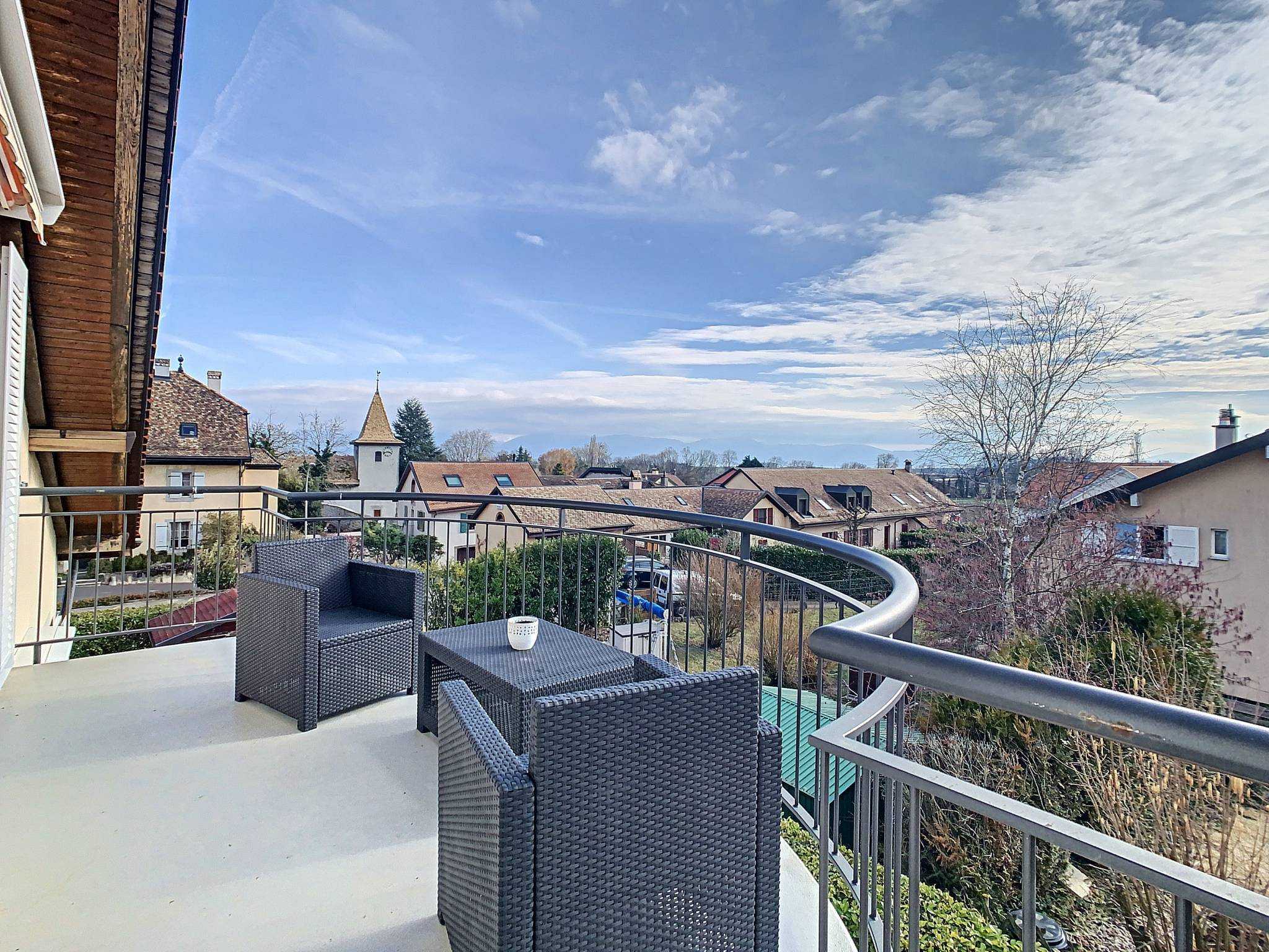 Bussy-Chardonney  - Attic 4 Bedrooms