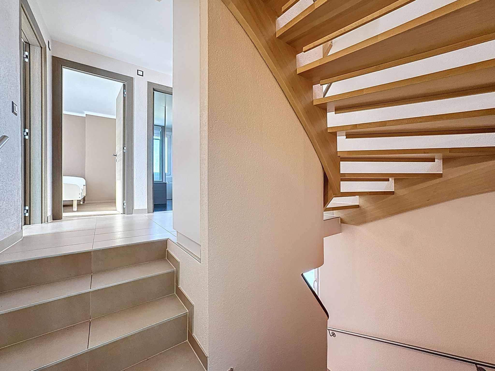 Tolochenaz  - Maison 8.5 Pi&egrave;ces 6 Chambres - picture 13