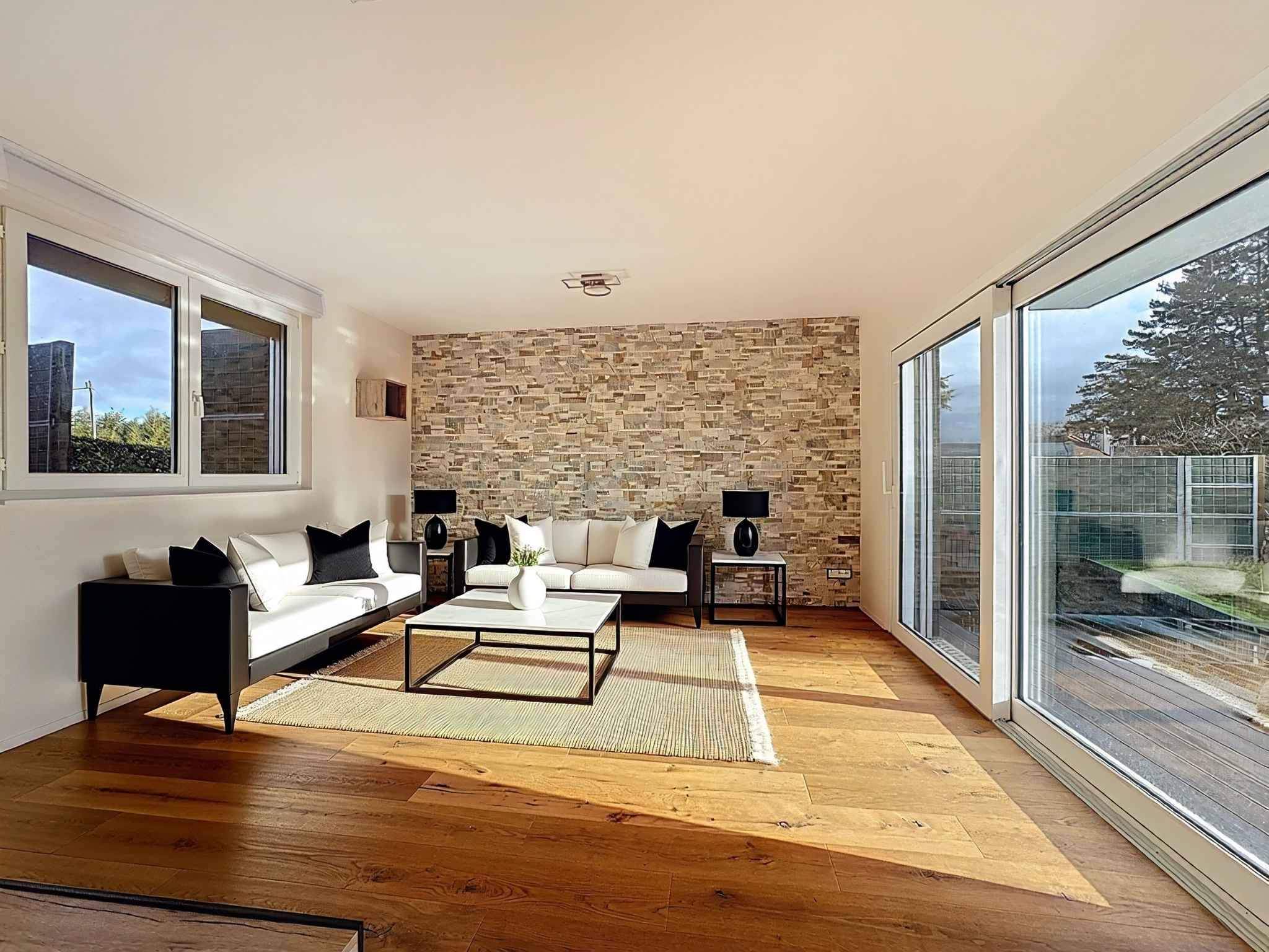 Tolochenaz  - Maison 8.5 Pi&egrave;ces 6 Chambres - picture 1