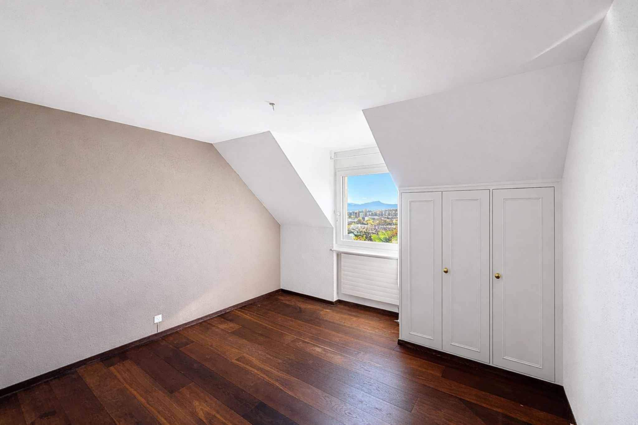 Tolochenaz  - Maison 5.5 Pi&egrave;ces 4 Chambres - picture 11