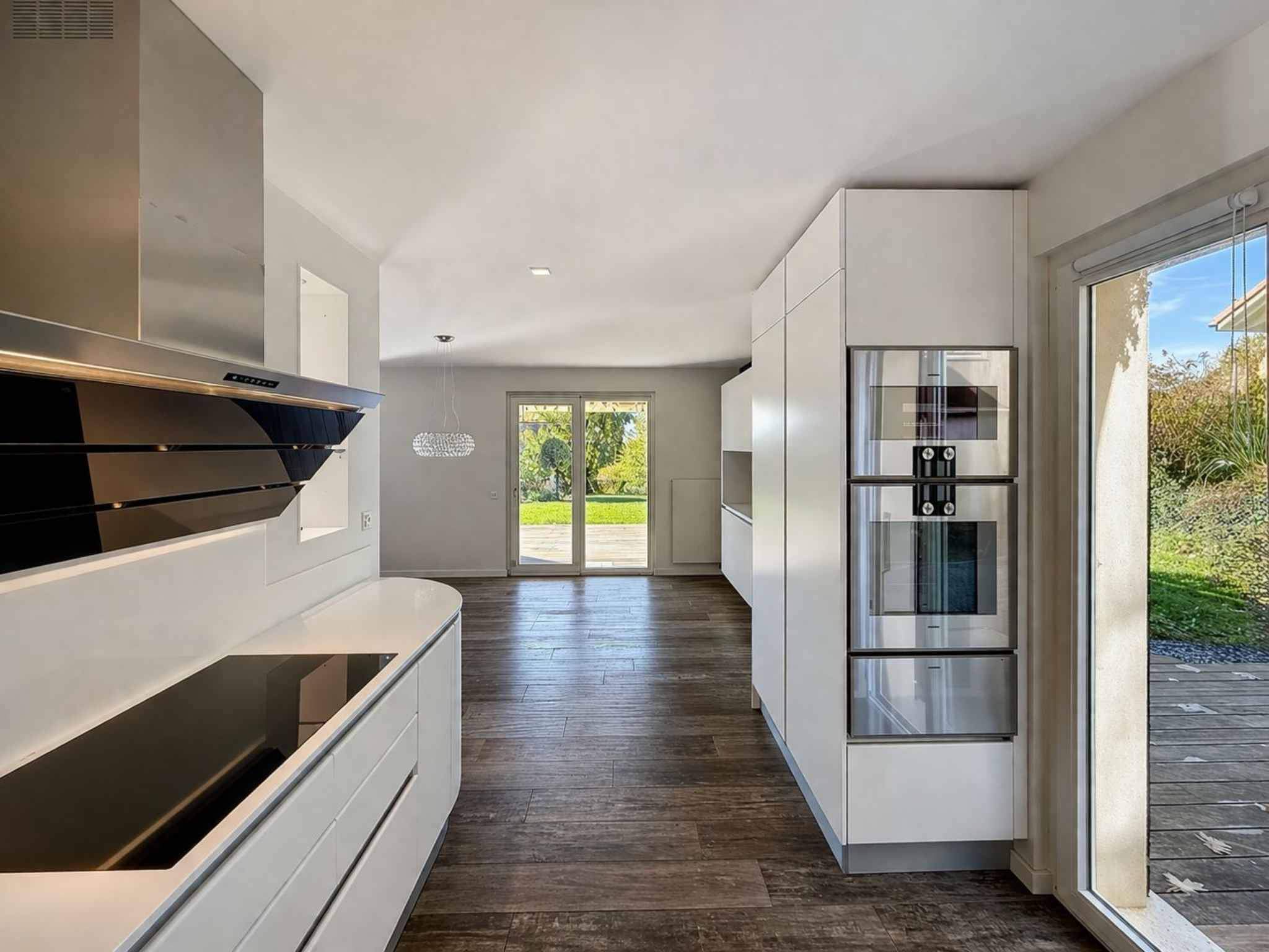 Tolochenaz  - Maison 5.5 Pi&egrave;ces 4 Chambres - picture 4