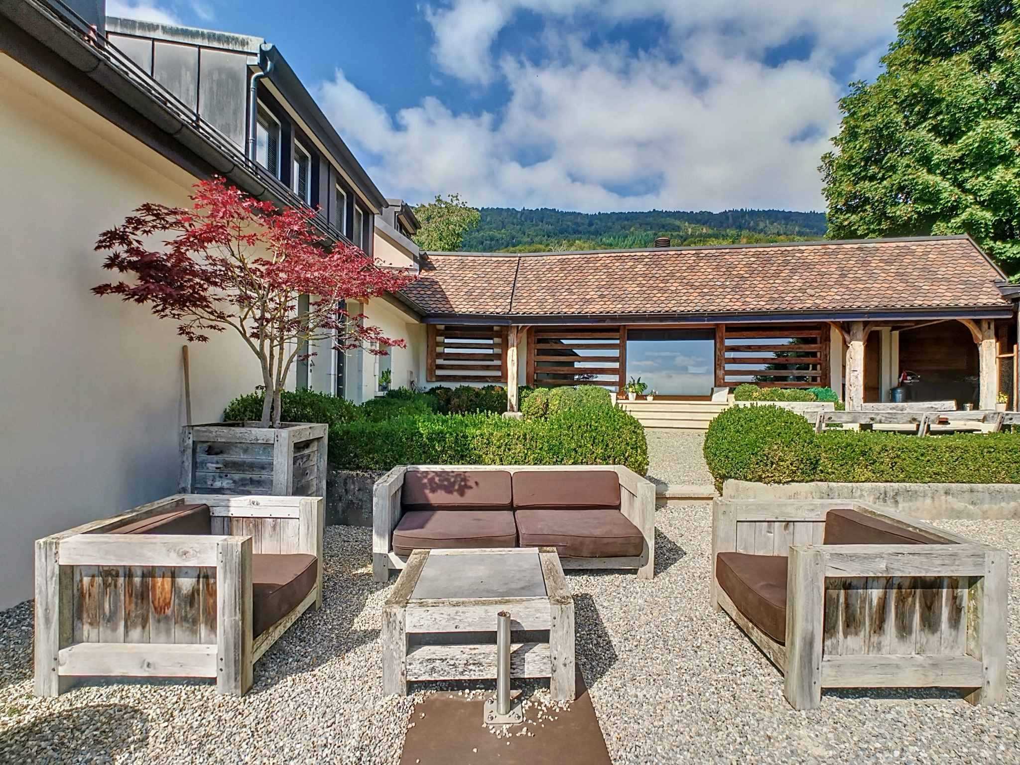 Villars-Burquin  - House 5 Bedrooms