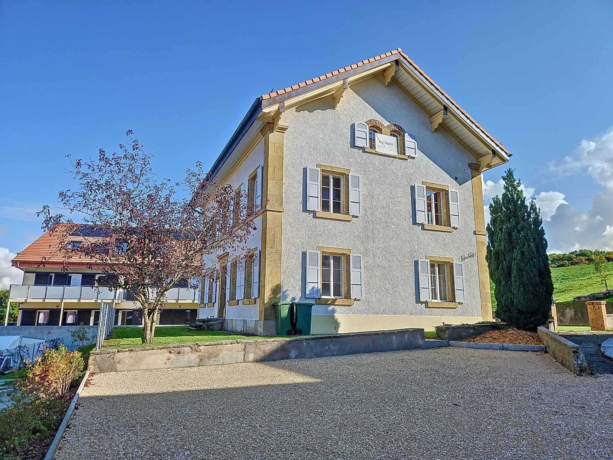 Epautheyres  - Maison 6.5 Pi&egrave;ces 4 Chambres