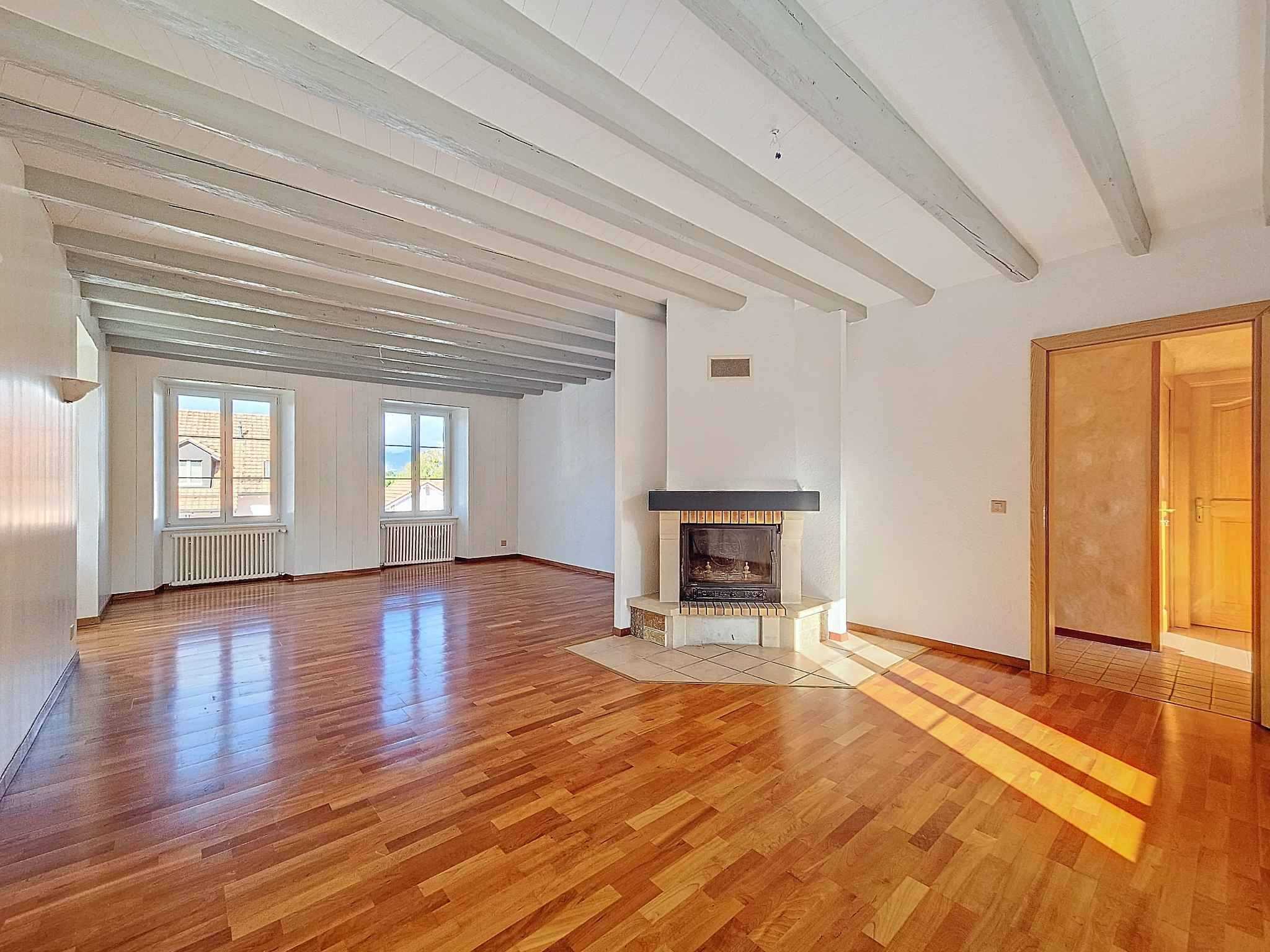 Epautheyres  - Maison 6.5 Pi&egrave;ces 4 Chambres