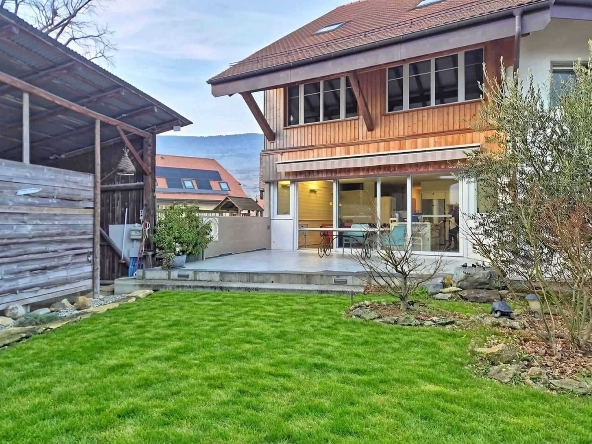 Onnens VD  - Maison de village 5.5 Pi&egrave;ces 3 Chambres