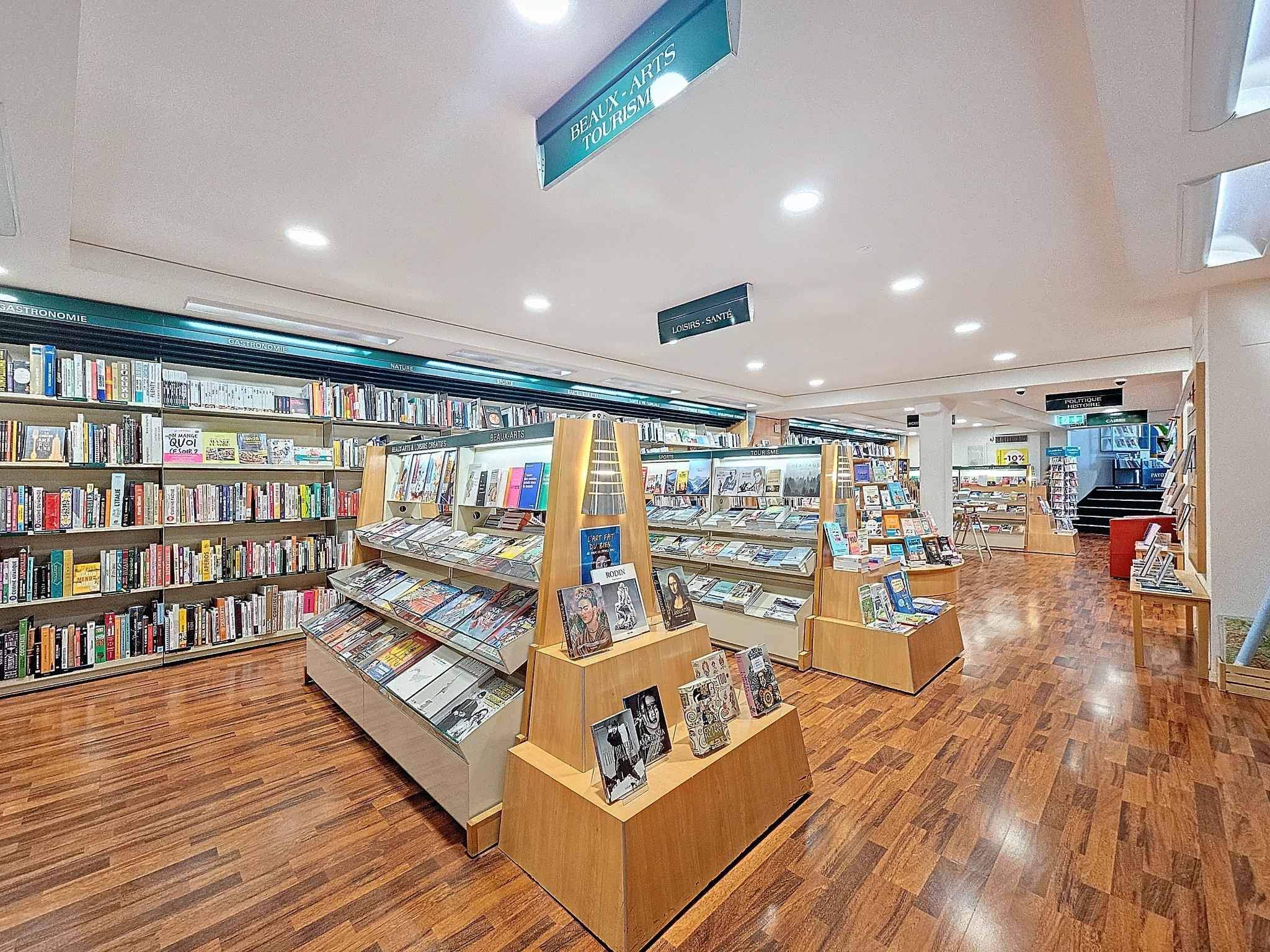 Yverdon-les-Bains  - Buildings  - picture 3