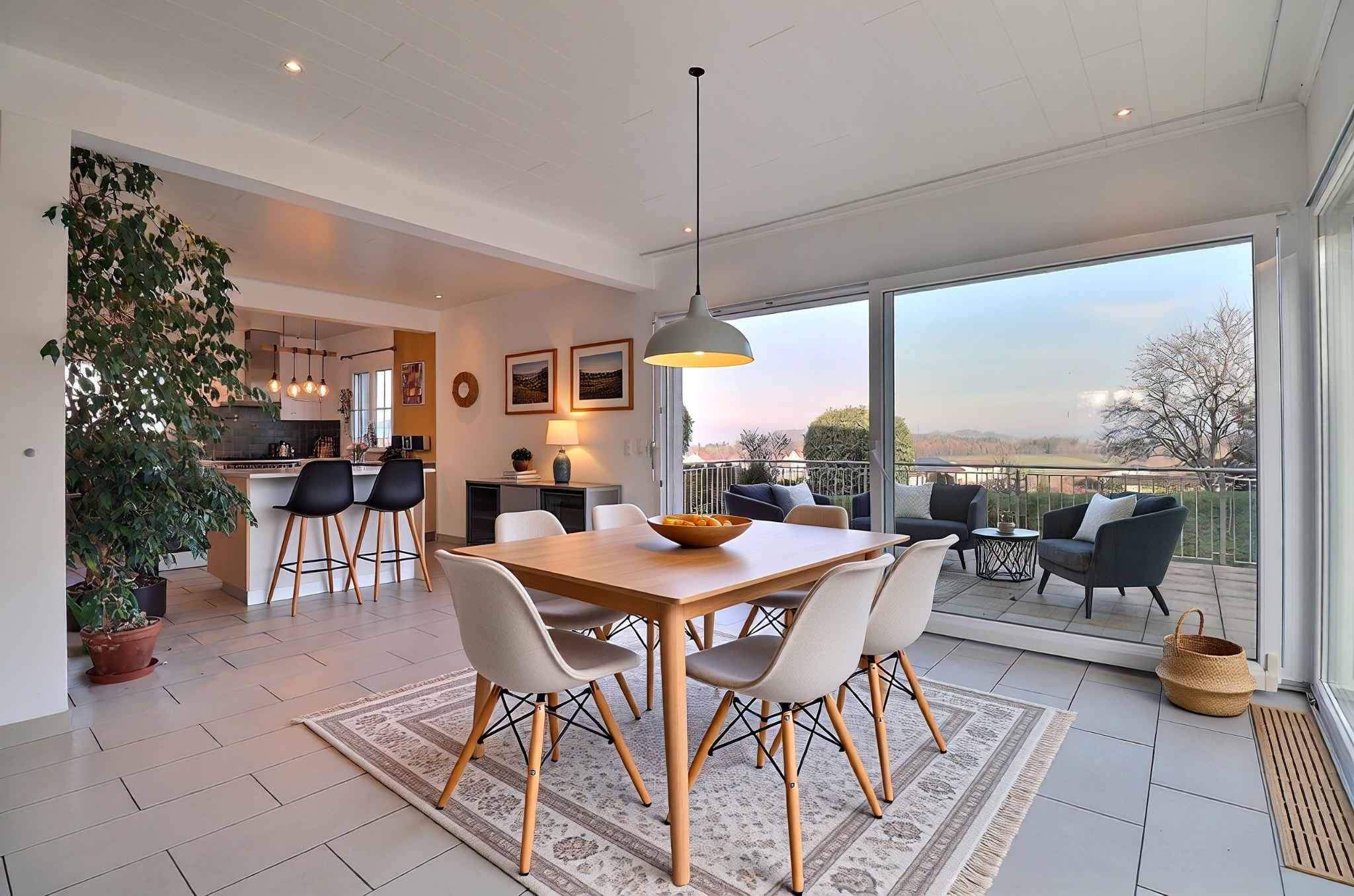 Ursins  - Maison 6.5 Pi&egrave;ces 5 Chambres - picture 7