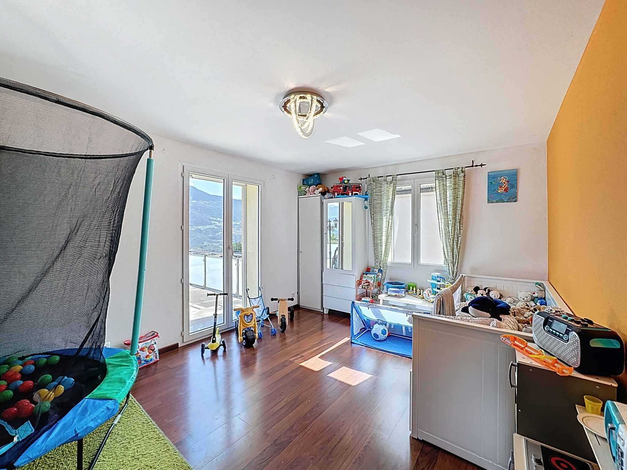 Erde  - Attic 4 Bedrooms