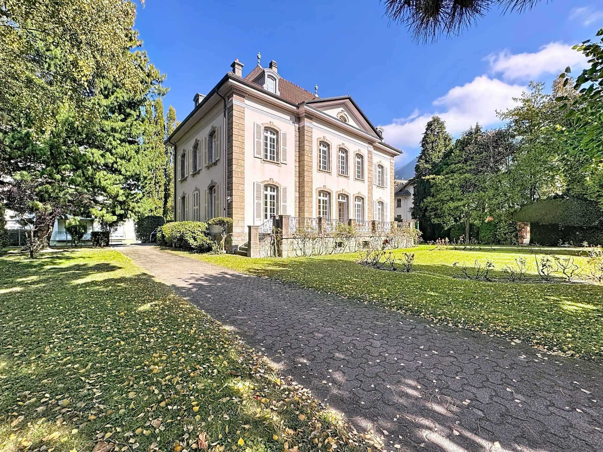 Martigny  - House 7 Bedrooms