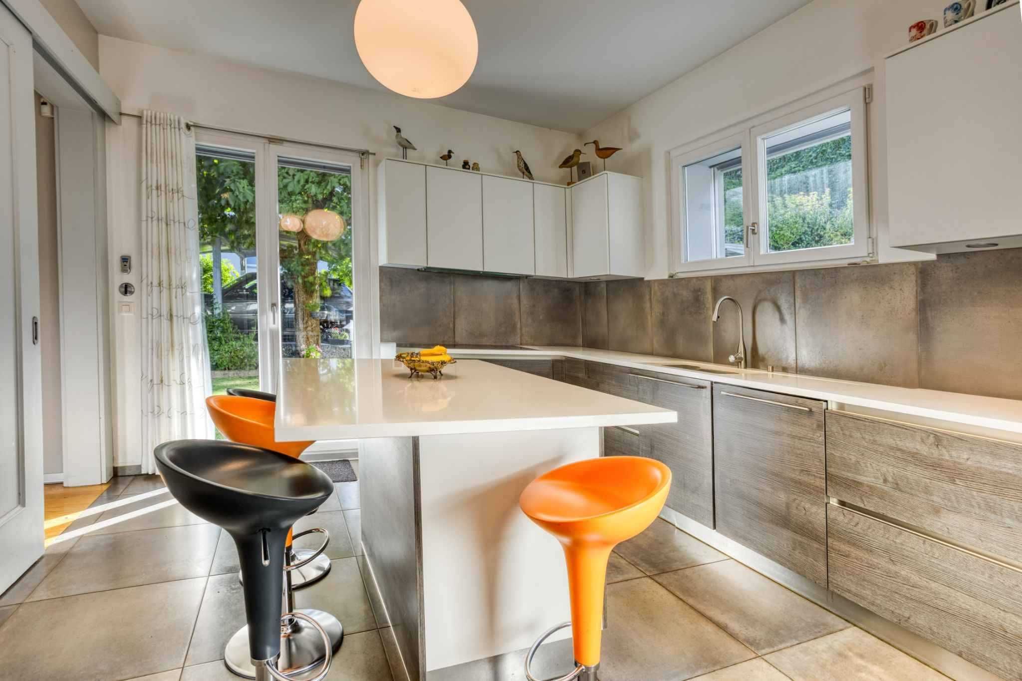 Sion  - House 5 Bedrooms