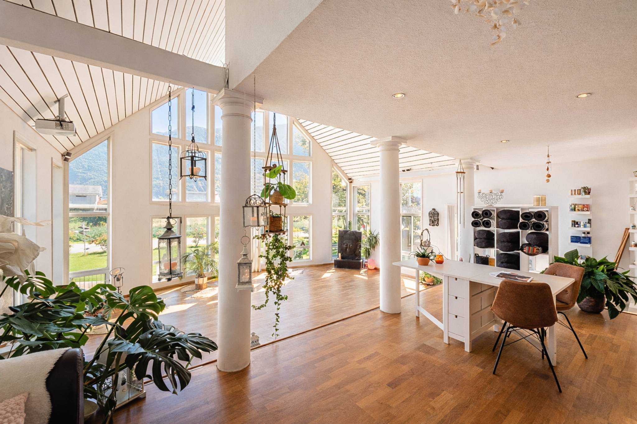 Saillon  - Maison de ville 7.5 Pi&egrave;ces 6 Chambres