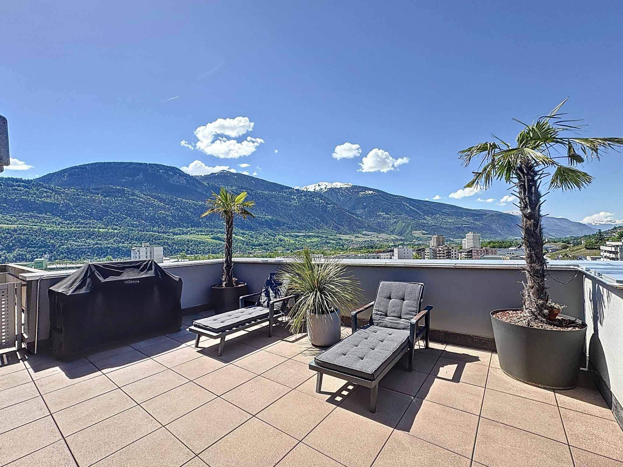 Sierre  - Attic 4 Bedrooms - picture 1