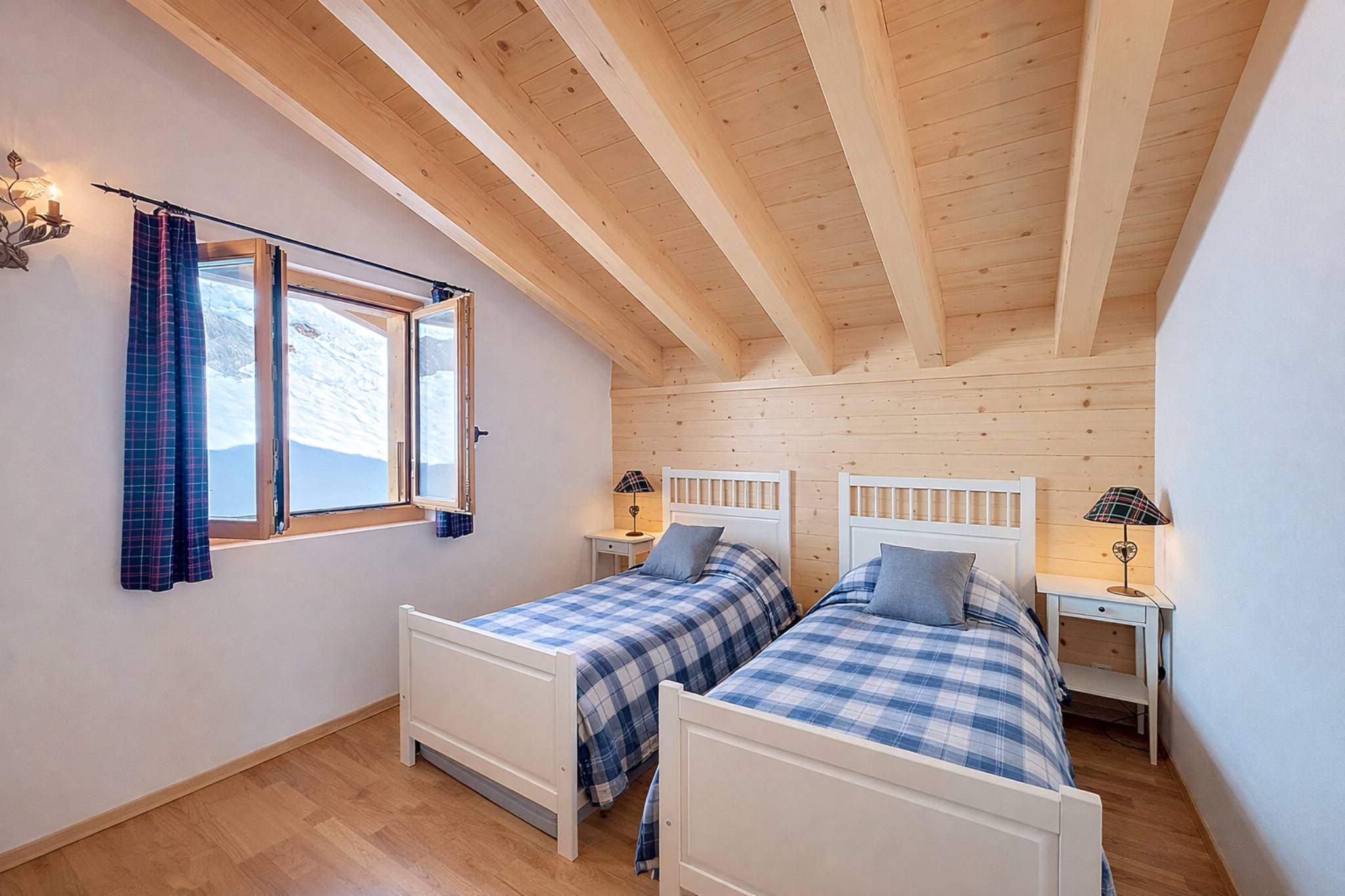 Chamoson  - Chalet 5.5 Pi&egrave;ces 4 Chambres - picture 9