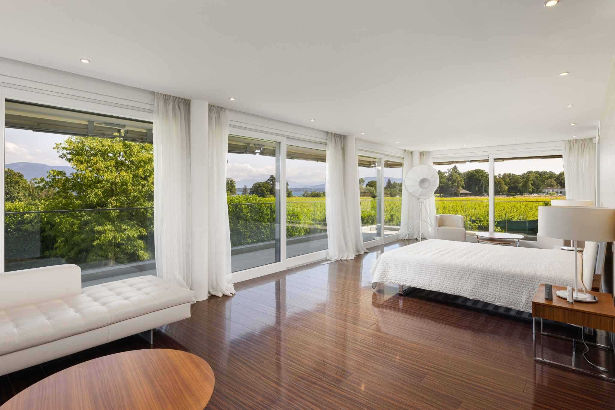 Coppet  - House 4 Bedrooms