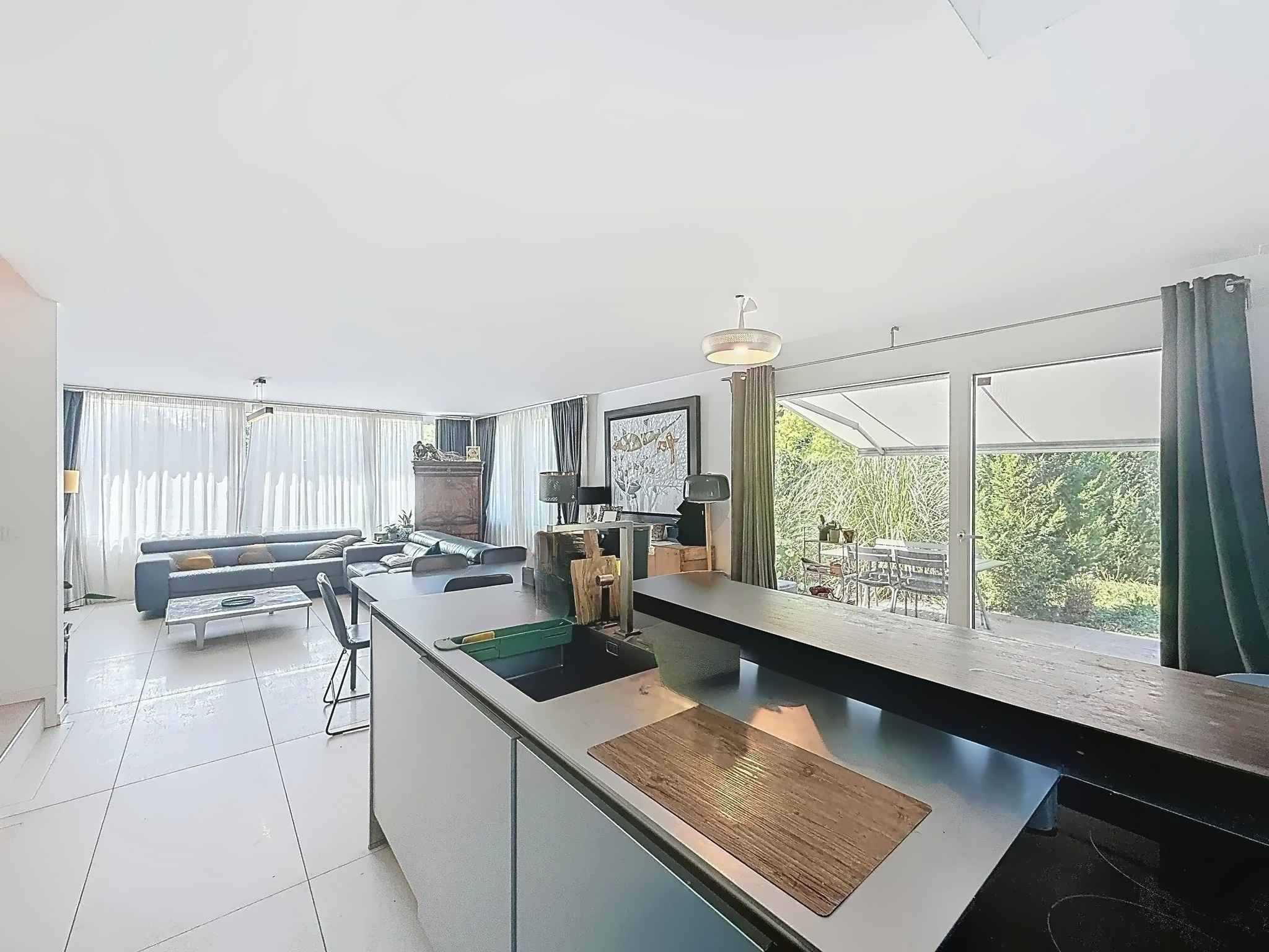 Nyon  - House 4 Bedrooms