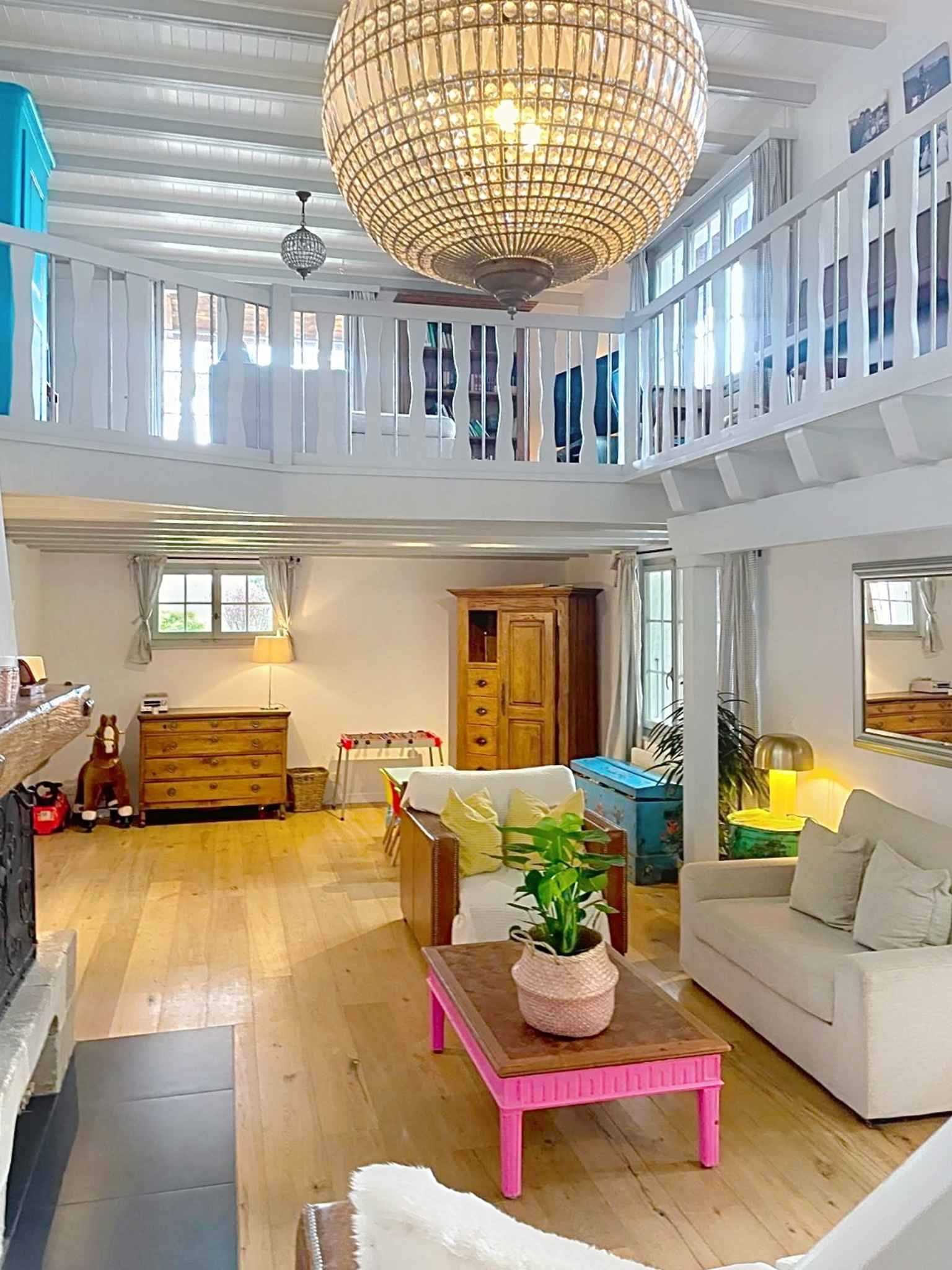 Gingins  - Maison 6.5 Pi&egrave;ces 4 Chambres